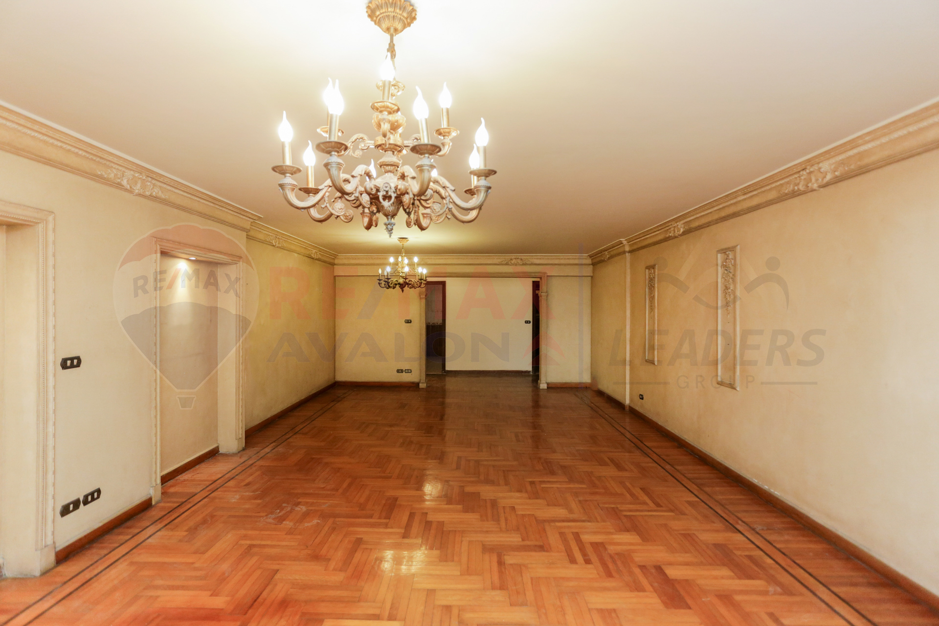 Apartment for sale 250 m Janaklis (Abu Qir St.)