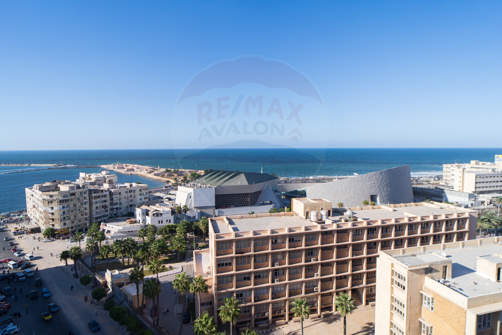 Apartment for sale 121 m Al-Azarita (Main Soter St , near to Alexandria Library - steps from the sea)