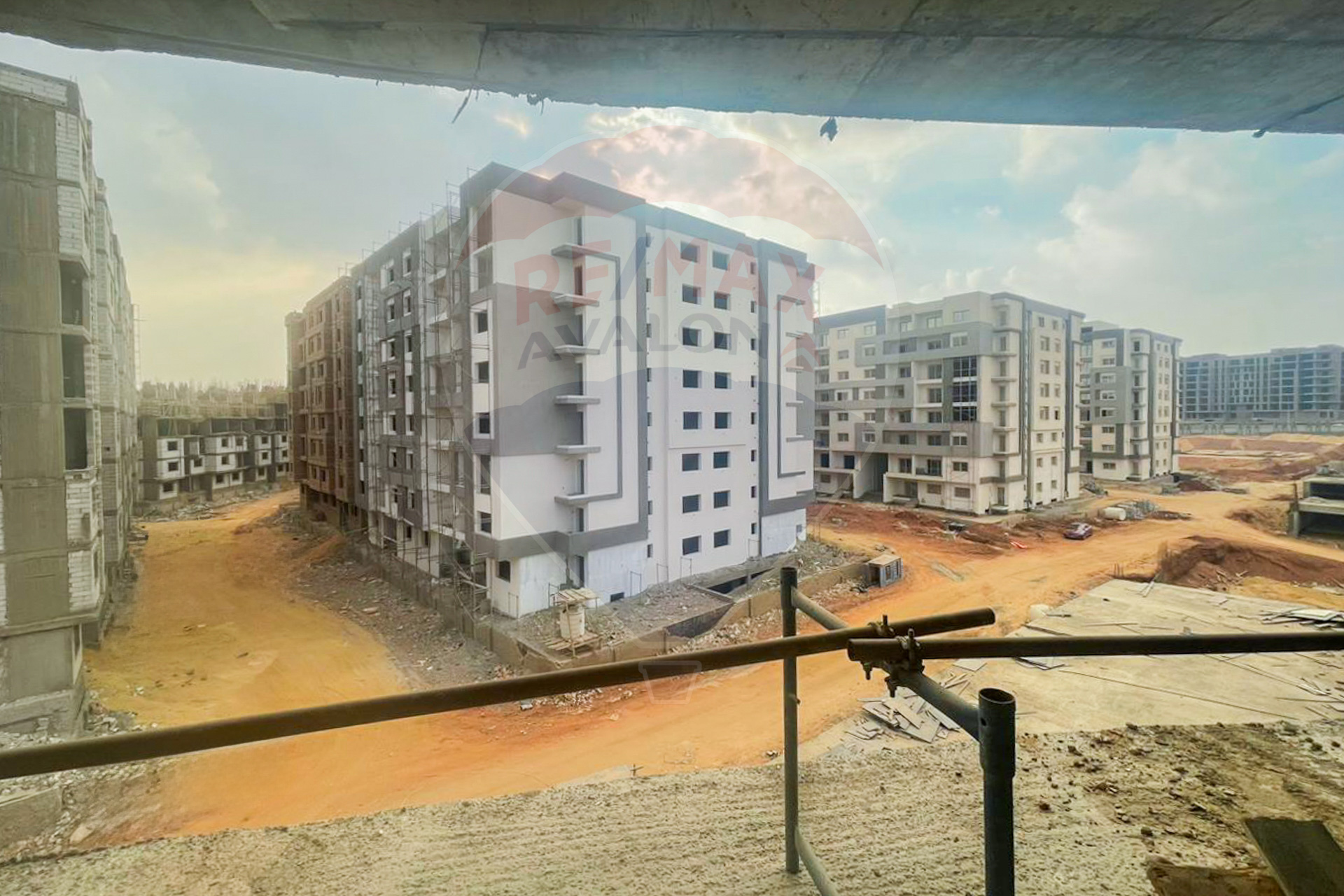 Shop + roof for sale 49 m Administrative Capital (Hub Capital - Al-Sefarat District)