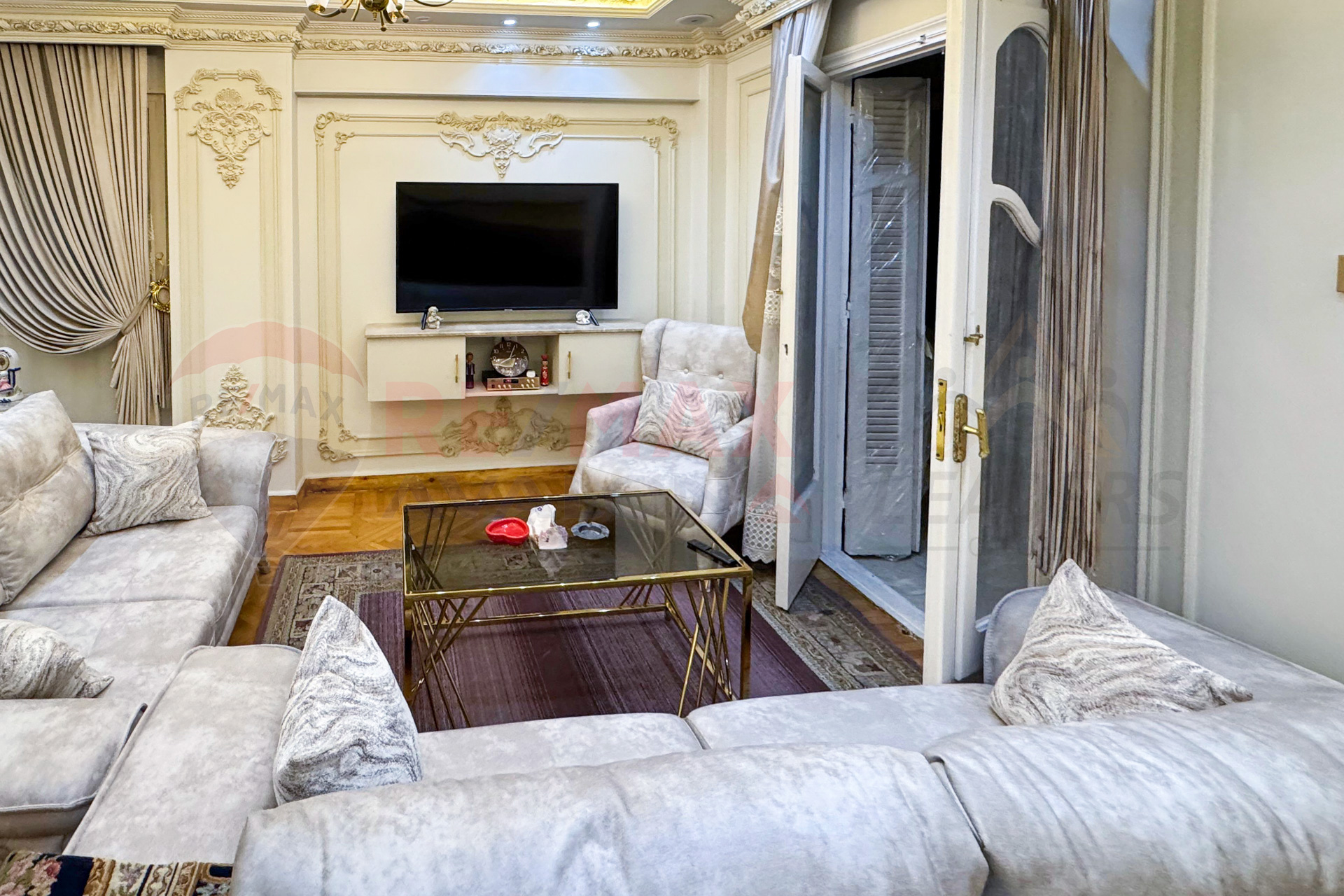 Furnished hotel apartment for rent 193 m Smouha (Victor Emmanuel Square)