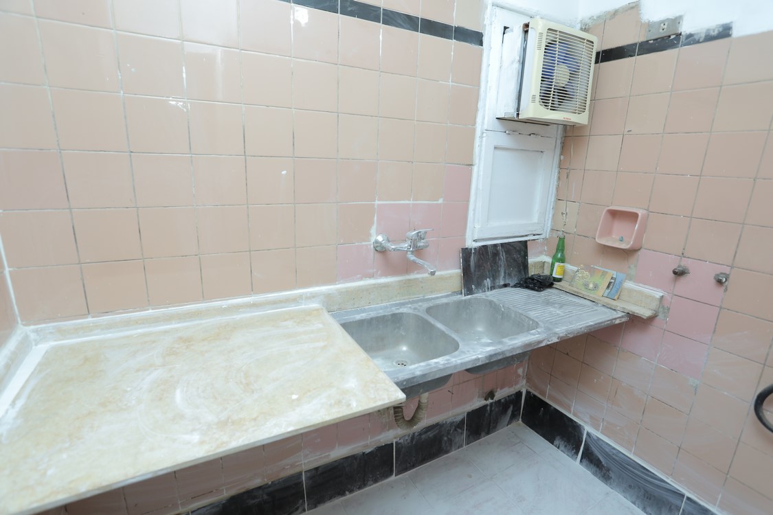 Administrative Office for rent 200m Zezinia (Abo Qir St.)