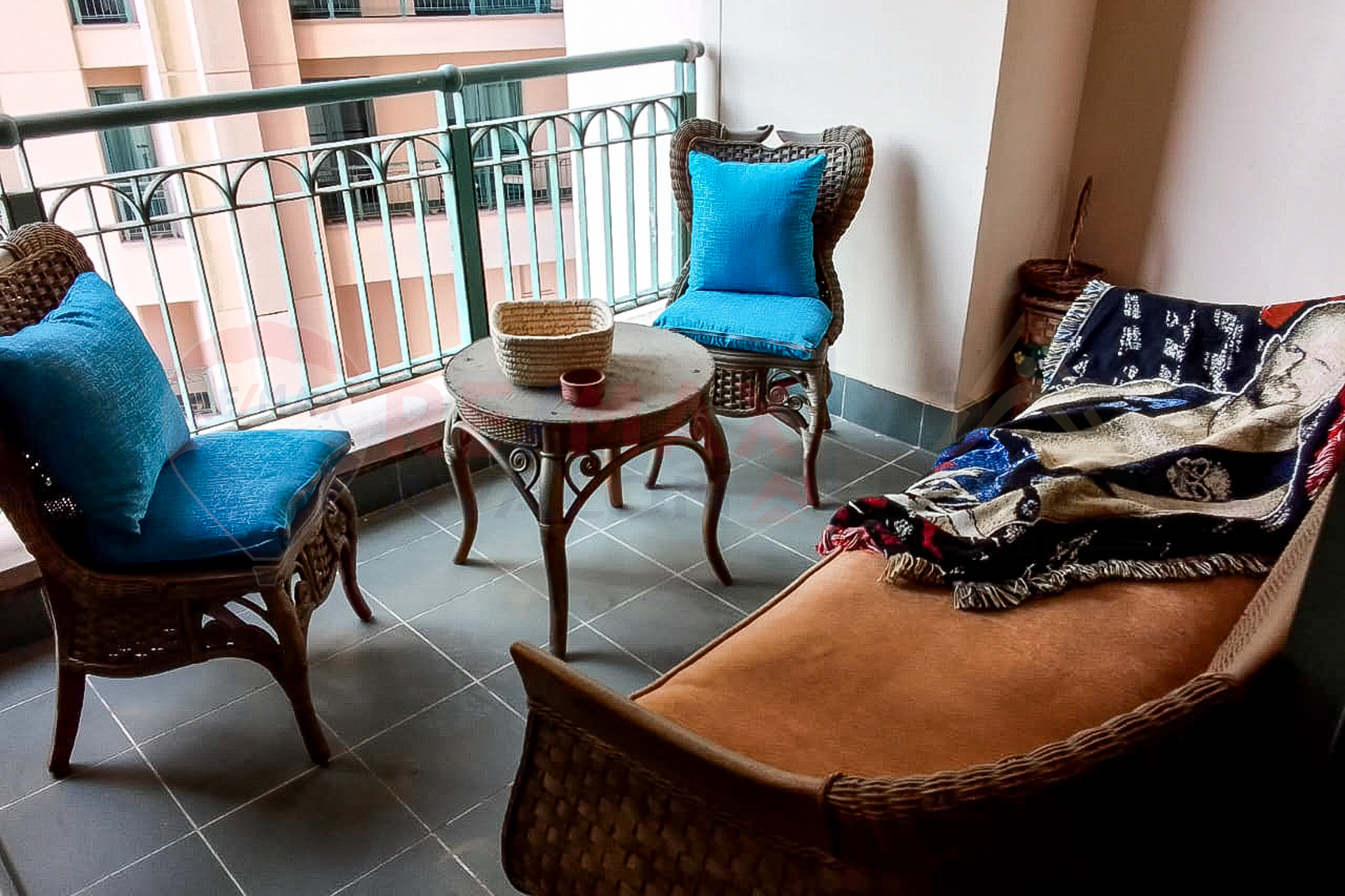 Furnished apartment for rent 136 m San Stefano (four seasons)
