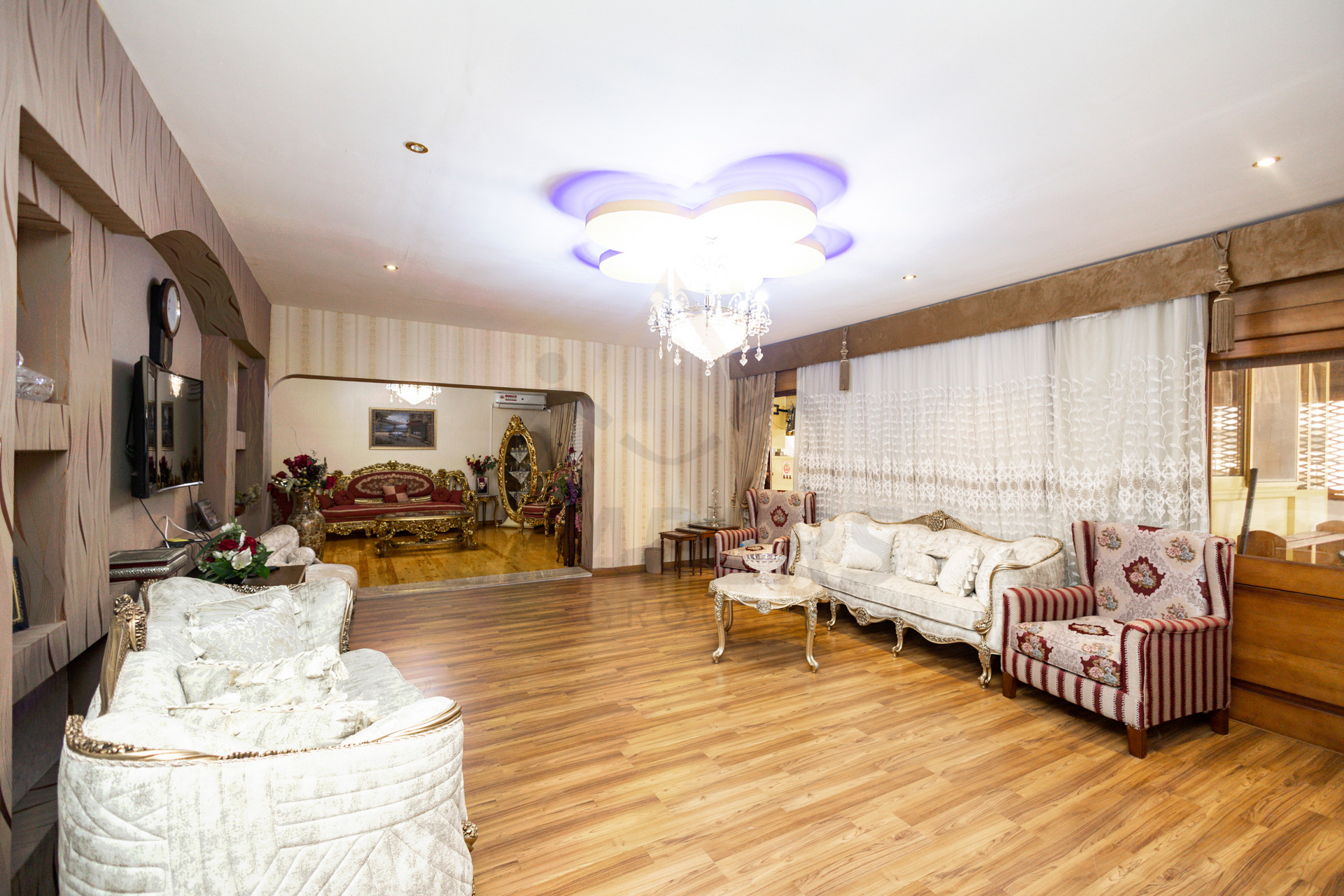 Apartment for sale 560 m Louran (Sarhank St.)