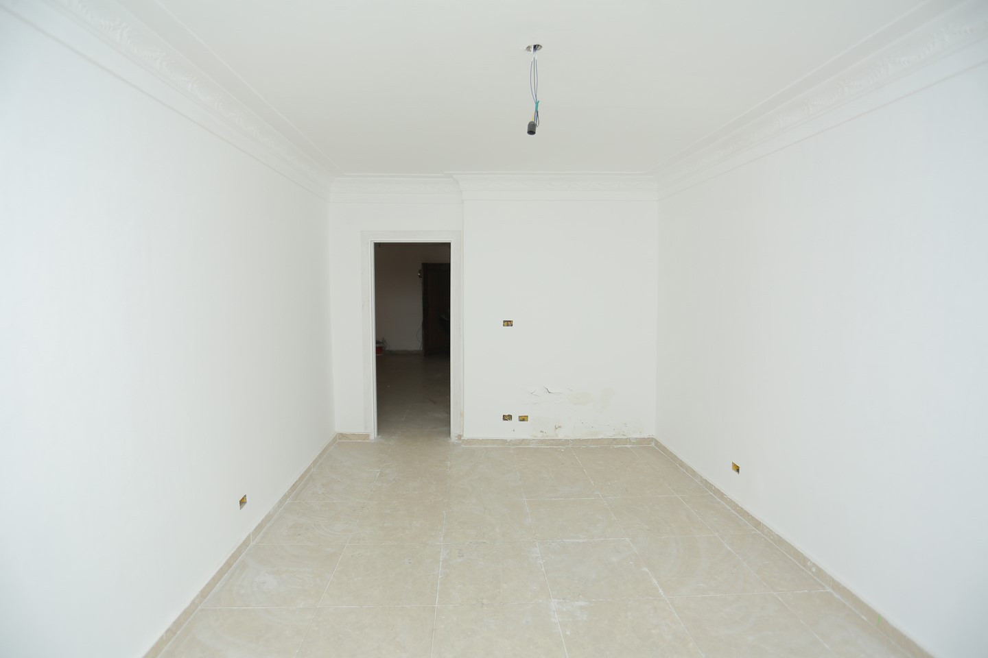 Apartment for sale 155 Latin Sqaure Front of Alexandria stadium