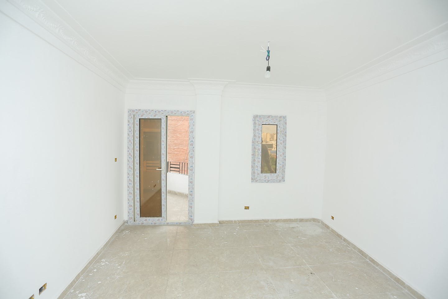 Apartment for sale 155 Latin Sqaure Front of Alexandria stadium