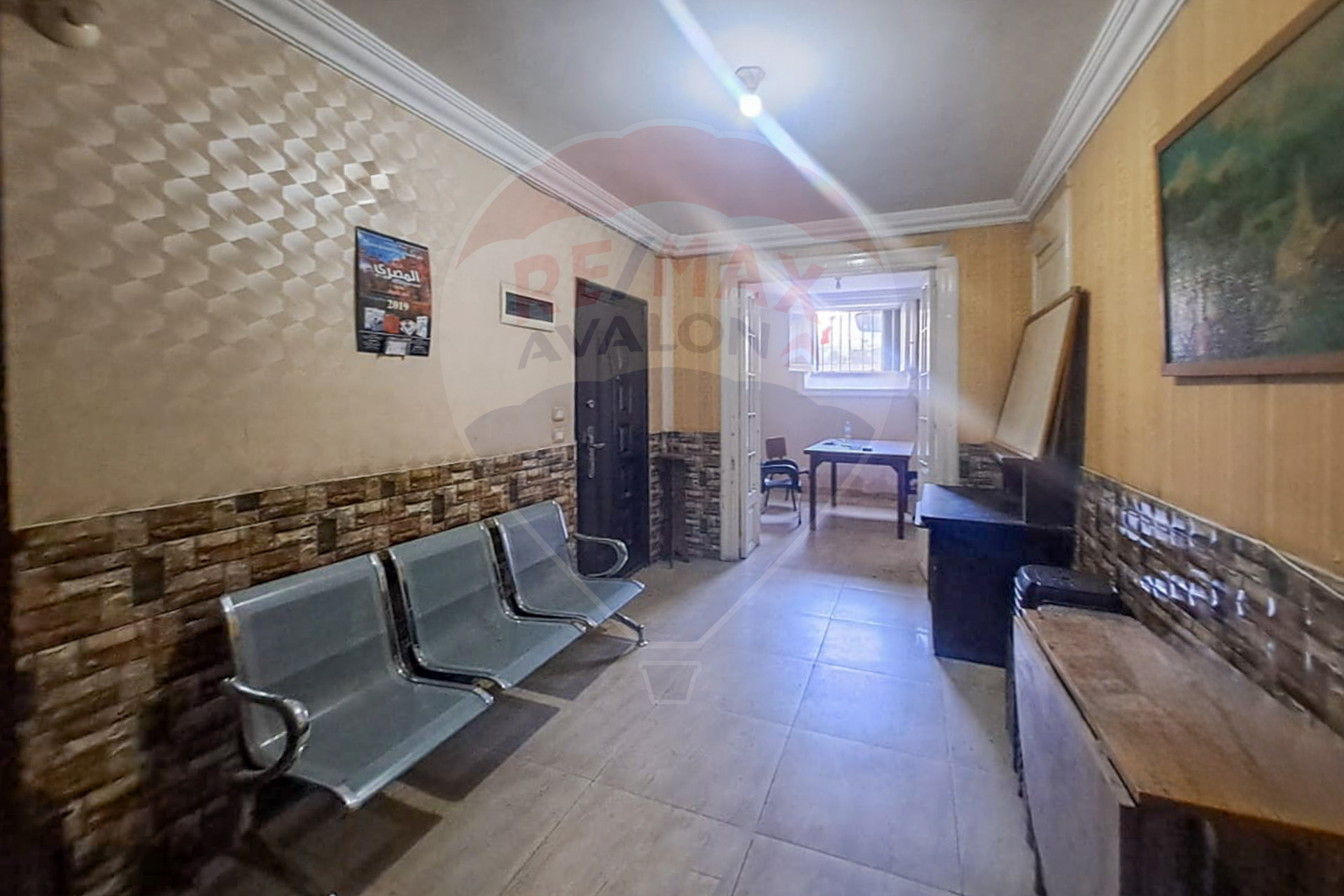 Administrative Center for sale 135 m Sidi Gaber (directly on the tram)