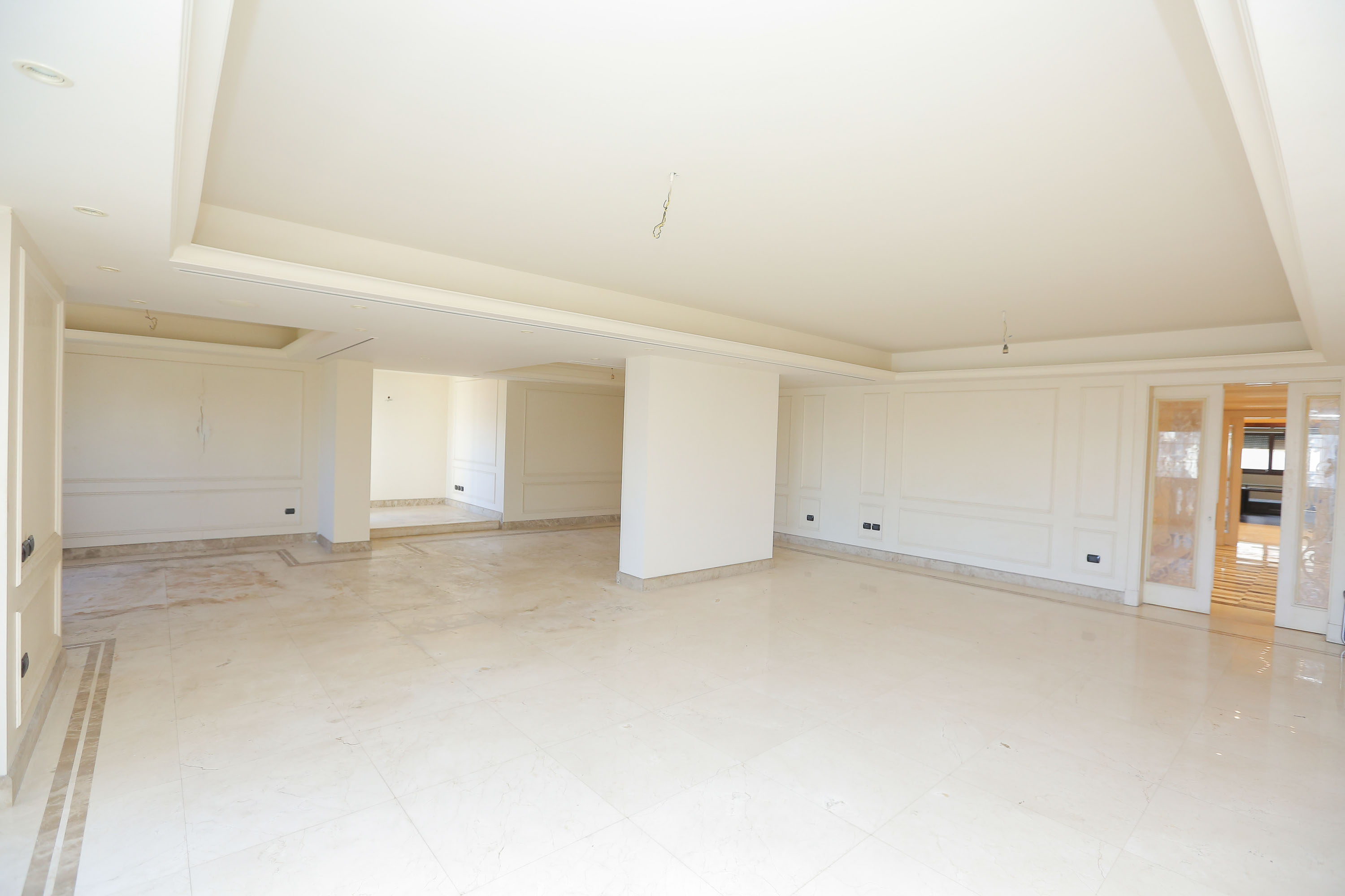 Luxurious Apartment For sale 500m - Latin  District - Latin District Building (Patrice Lumumba St.) First Hand