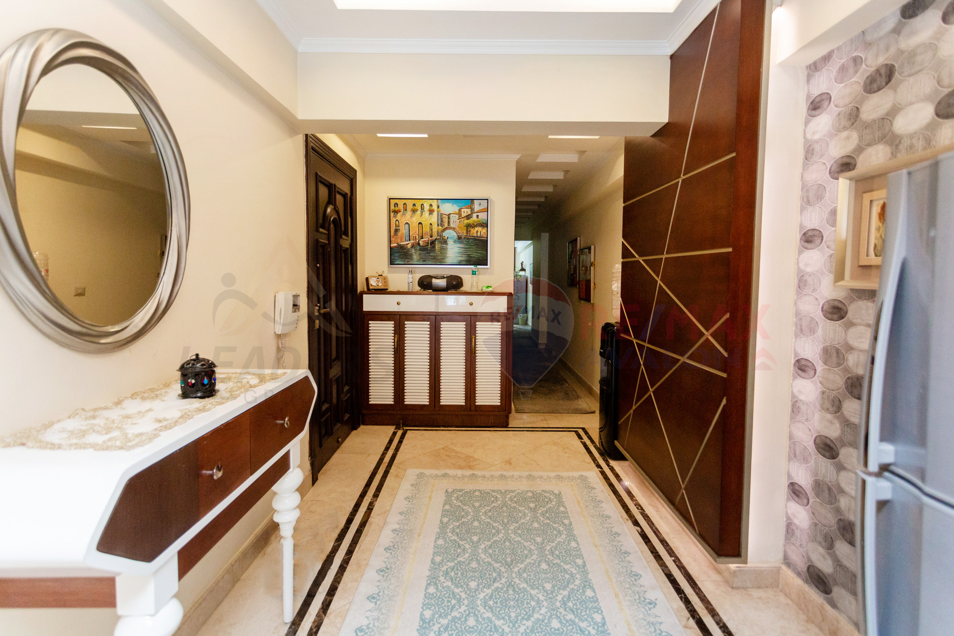 Apartment for sale 250 m Saba Pasha (Royal Plaza)