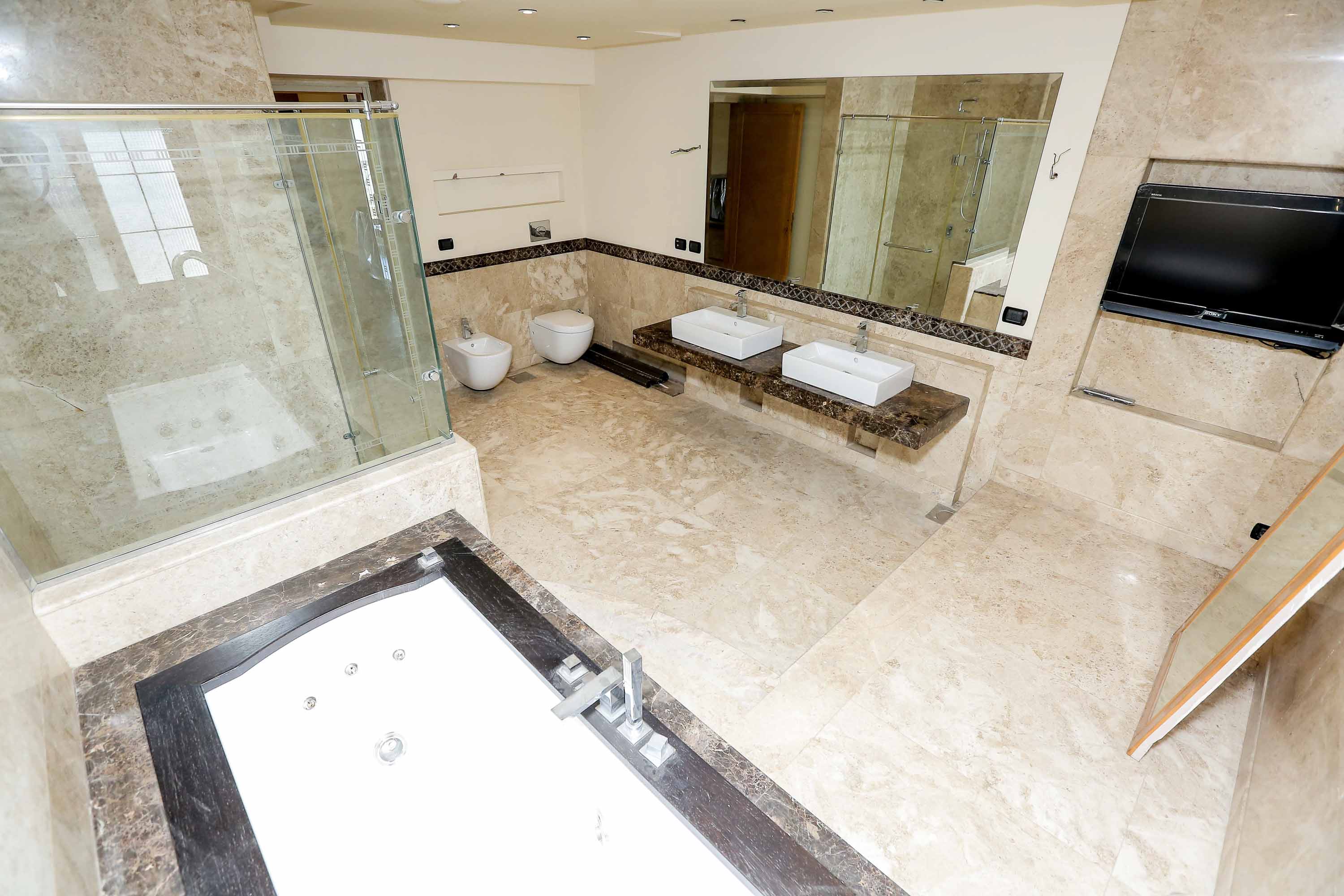 Luxurious Apartment For sale 500m - Latin  District - Latin District Building (Patrice Lumumba St.) First Hand