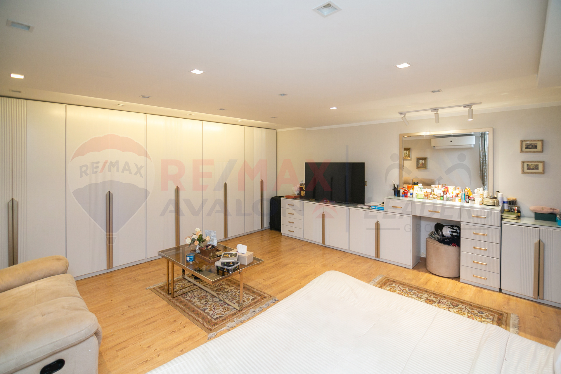Apartment for sale 265 m Zezinia (Abo Qir St)
