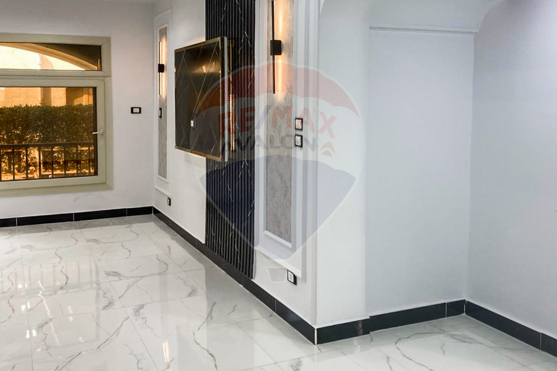 شالية ارضي بجاردن للبيع (المنتزة) 100م  + 100 م جاردن