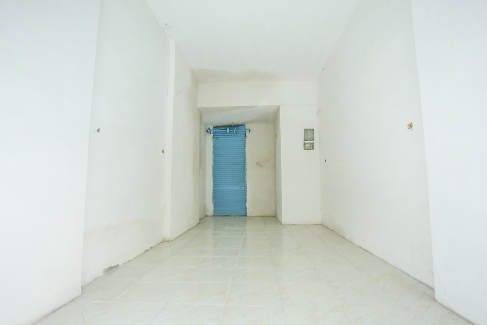Shop for Sale 21 m ElSarya ( Steps From The Sea & Mahrosa Hotel )