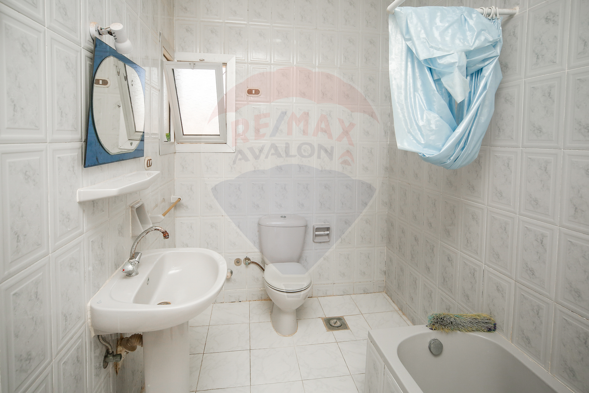 Chalet with roof for sale (El fayrouz beach) 138 m
