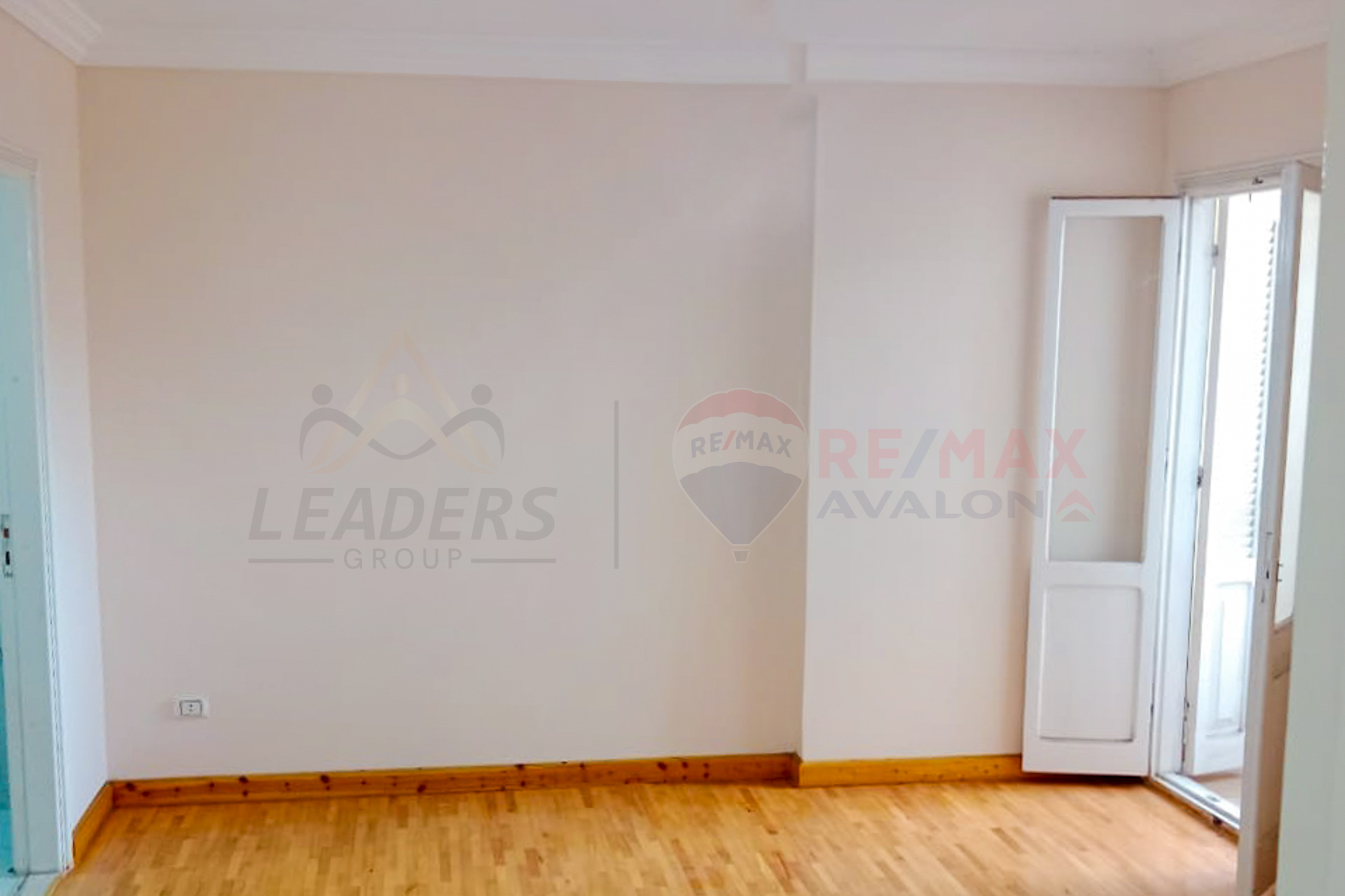 Apartment for sale 190 m Kafr Abdo (Sakinah Bint Al Hussein St.)