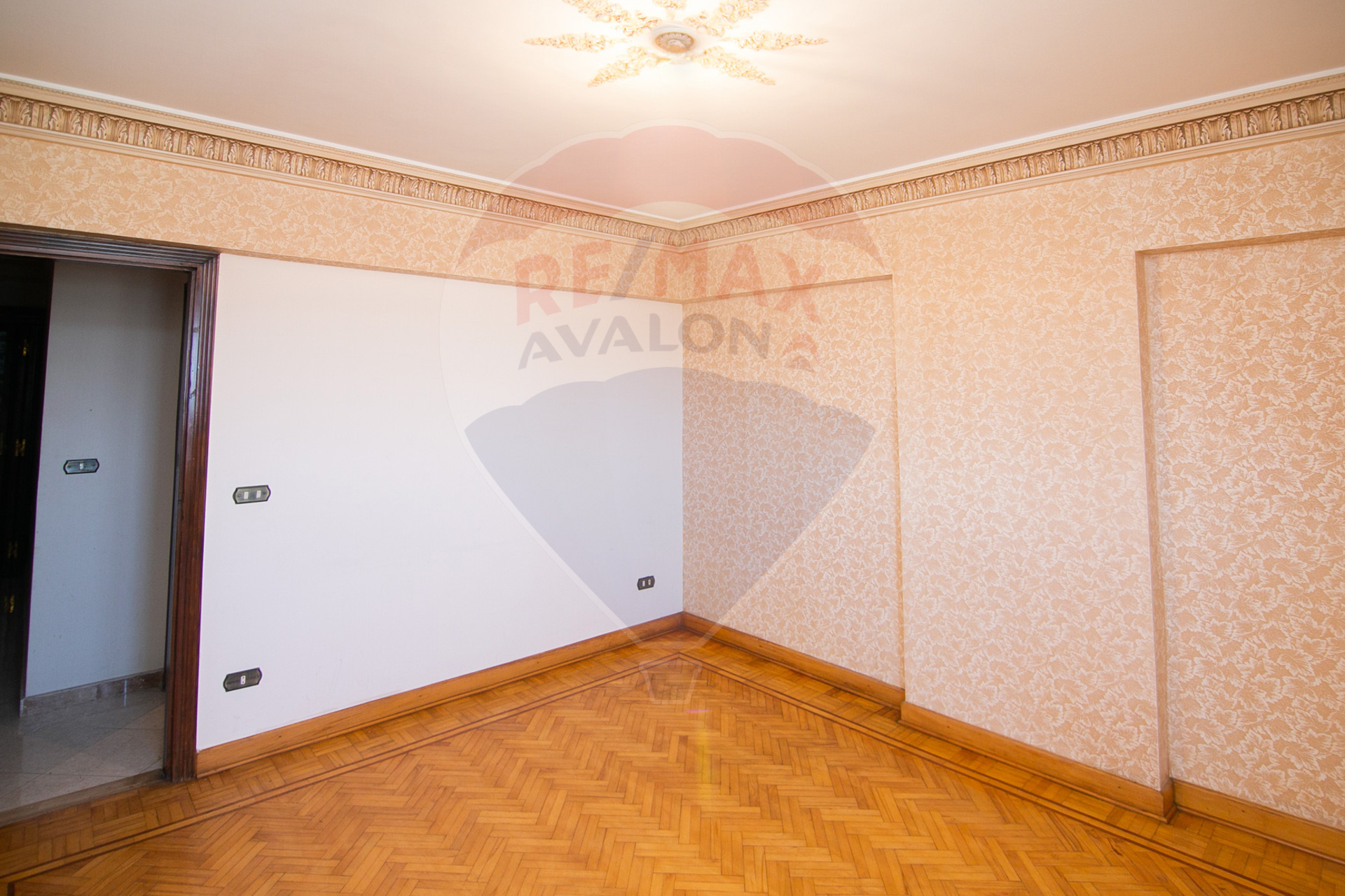 Apartment for sale 175 m Mostafa Kamel (Steps from Kiroseiz)
