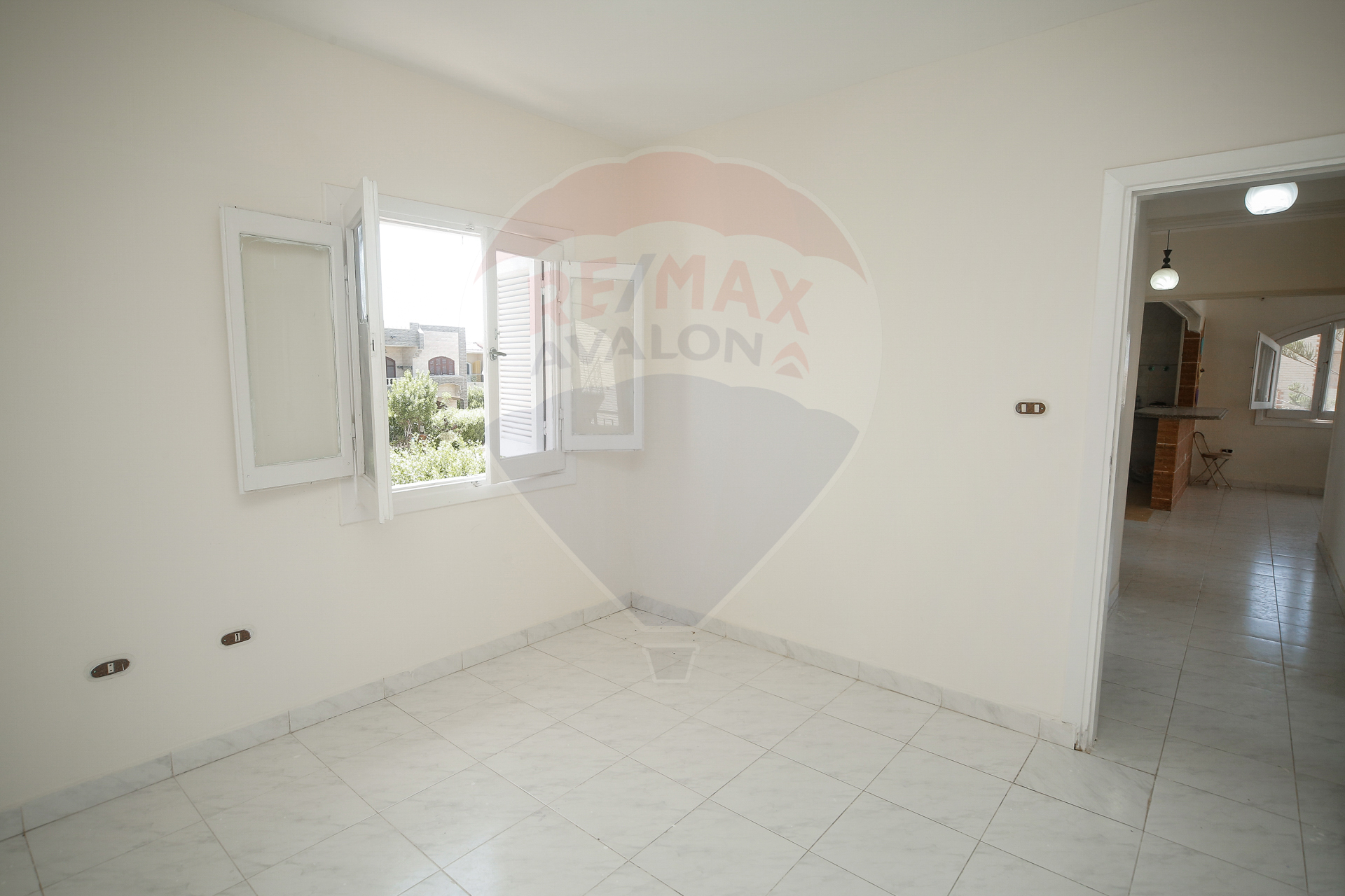 Chalet with roof for sale (El fayrouz beach) 138 m