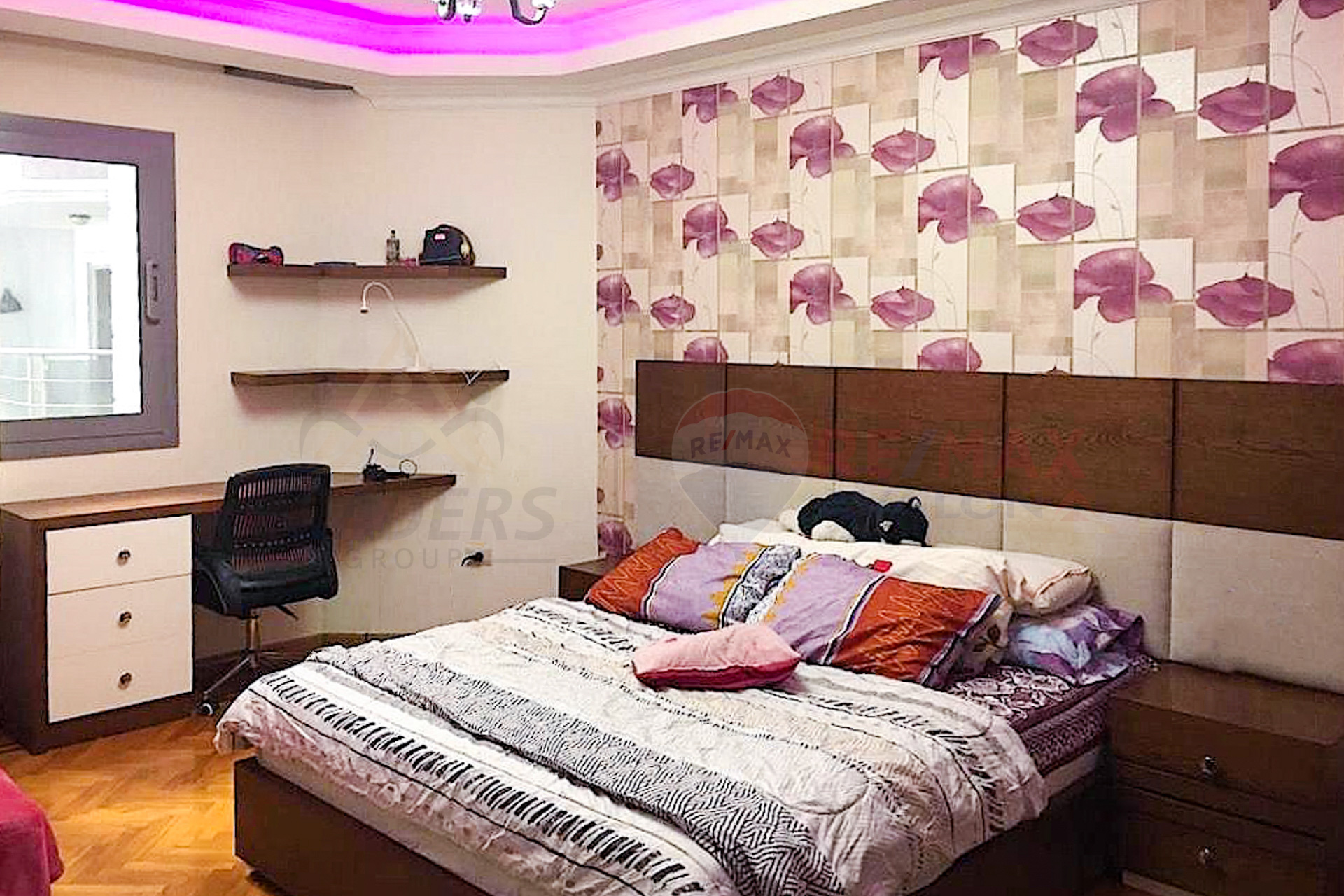 Apartment for sale 250 m Saba Pasha (Royal Plaza)