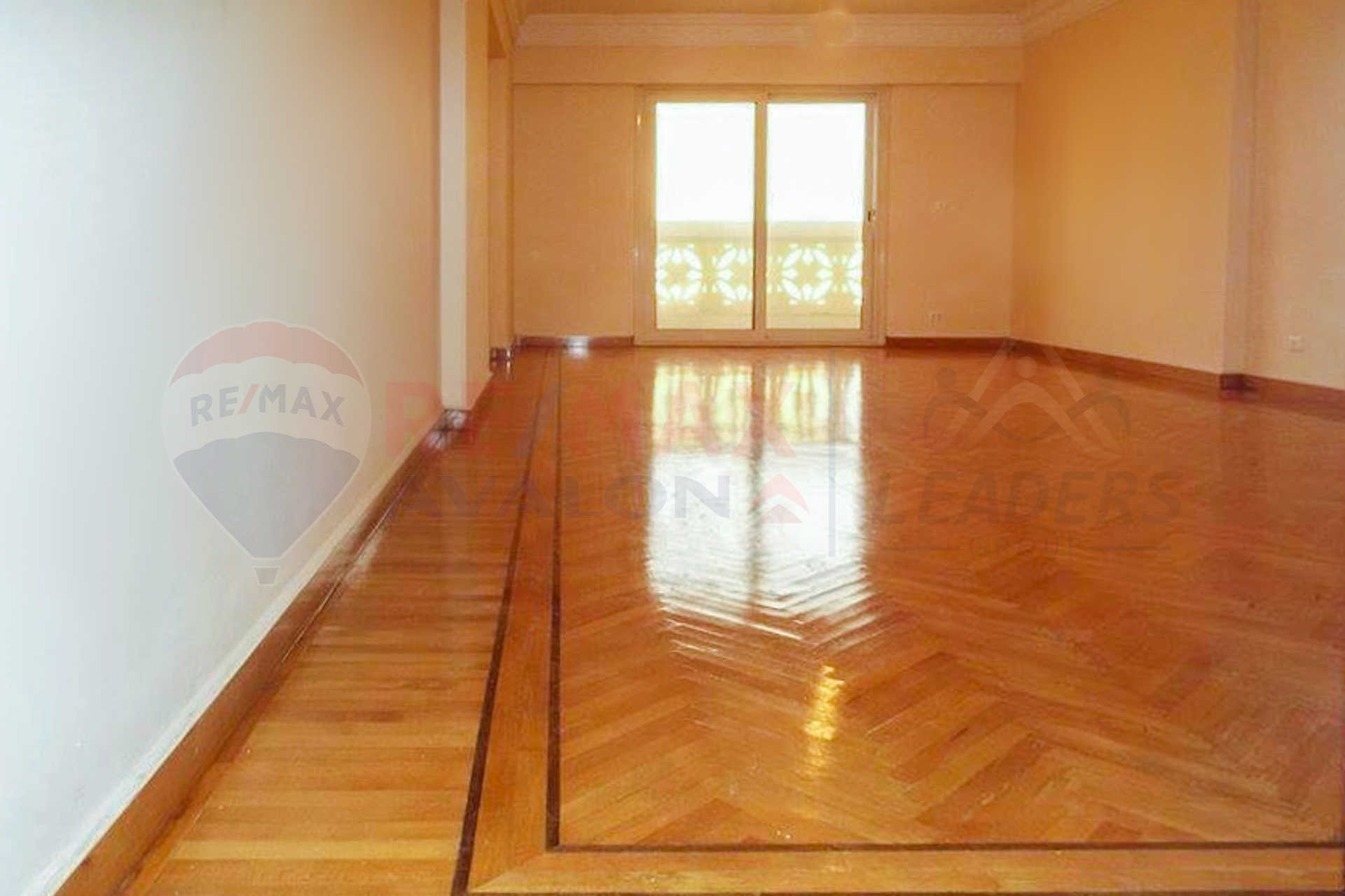 Apartment for sale 163 m Camp Caesar (steps from Port Said St.)