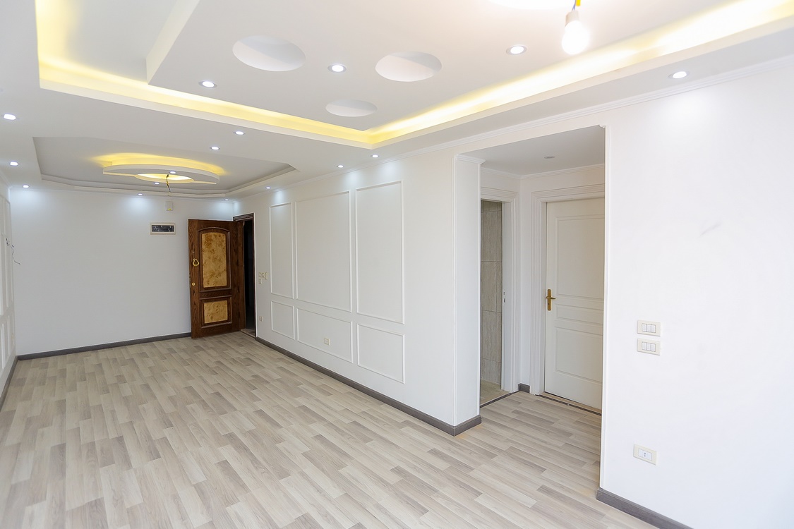 Apartment for sale 185m El-Azarita (Near to Tram station.)