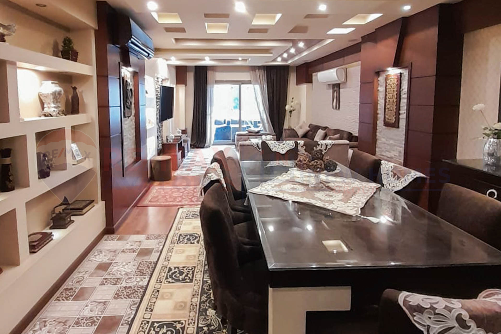 شقة للبيع 210 م السرايا (ثاني نمرة من البحر)