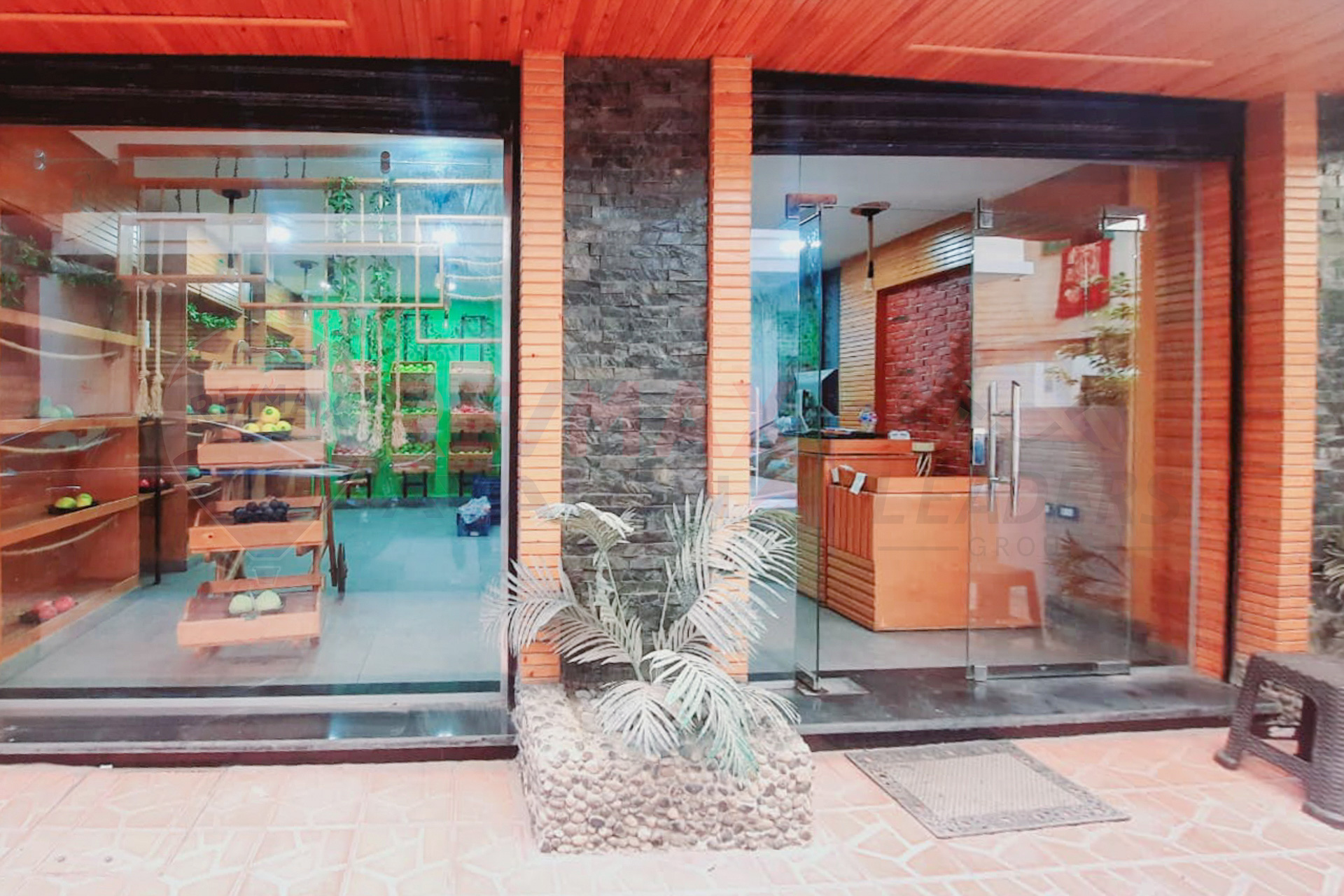 Shop for rent 70 m Kafr Abdo (steps from Saint Jean Square)