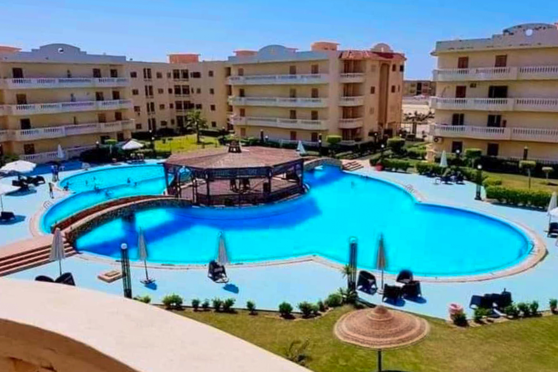 Chalet for sale (Marseille Resort) 80 m - 850,000 EGP