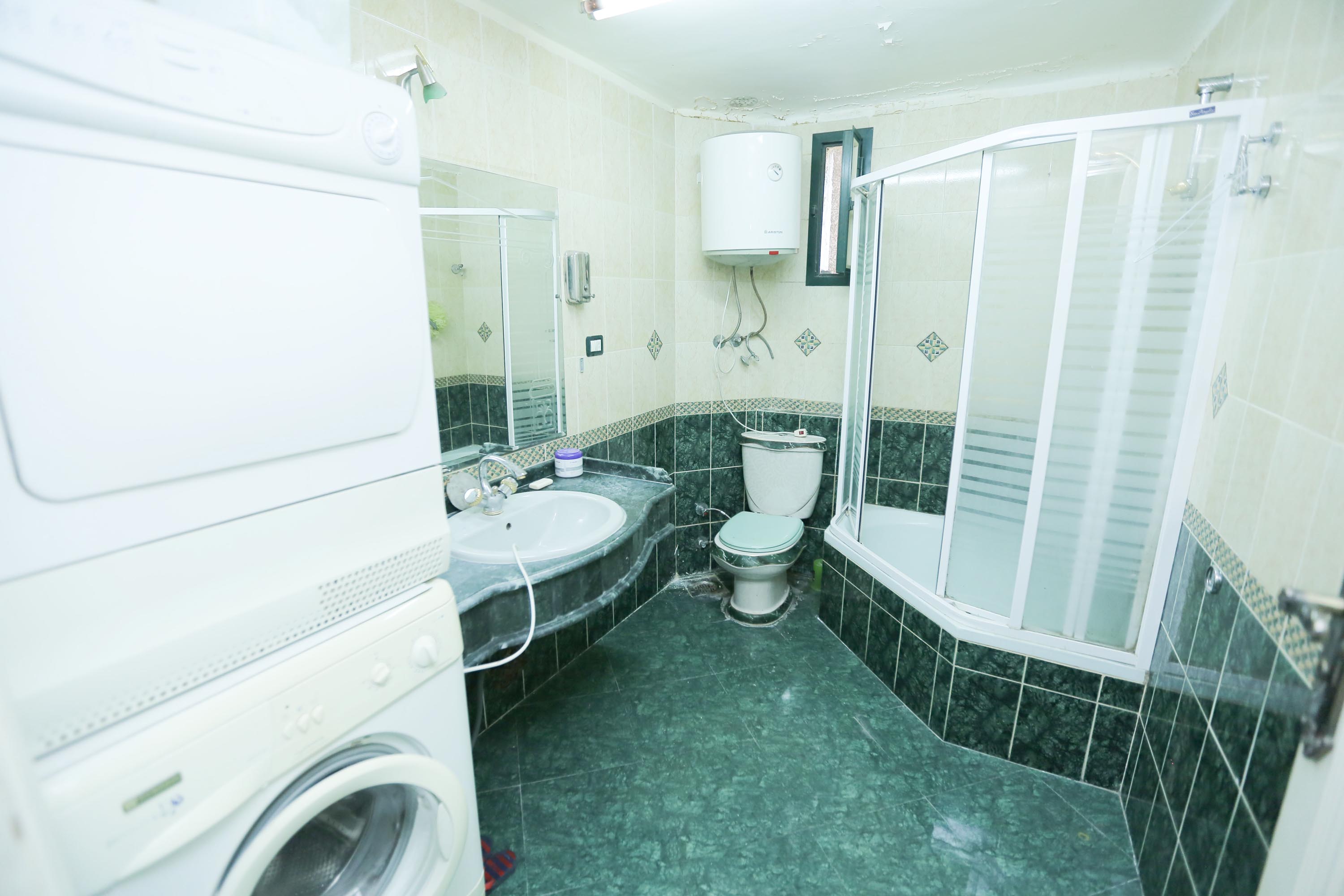 Apartment For sale or rent 450m - Latin District (Front of Medicine- ِNear to sea)