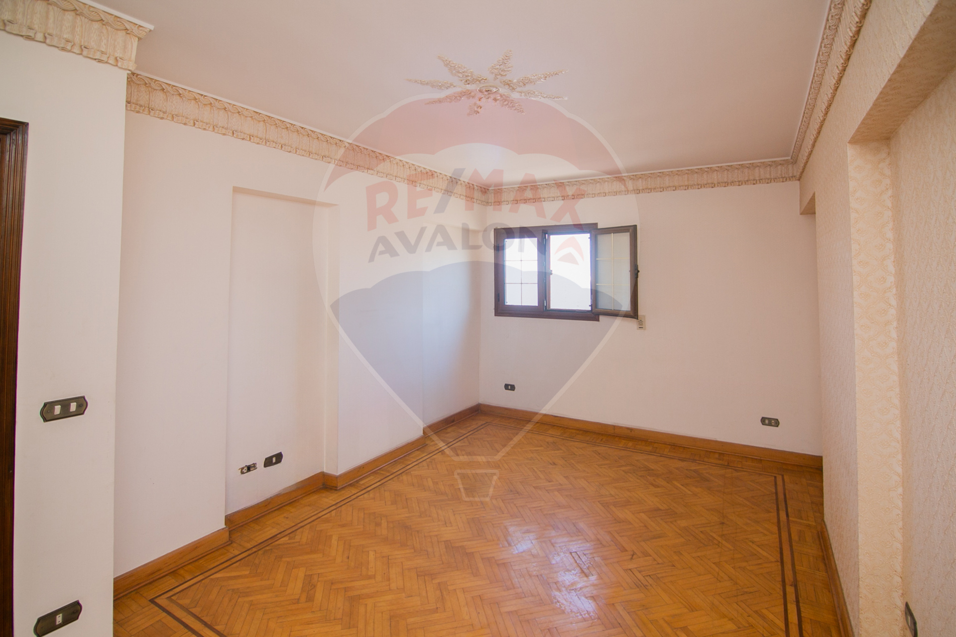 Apartment for sale 175 m Mostafa Kamel (Steps from Kiroseiz)