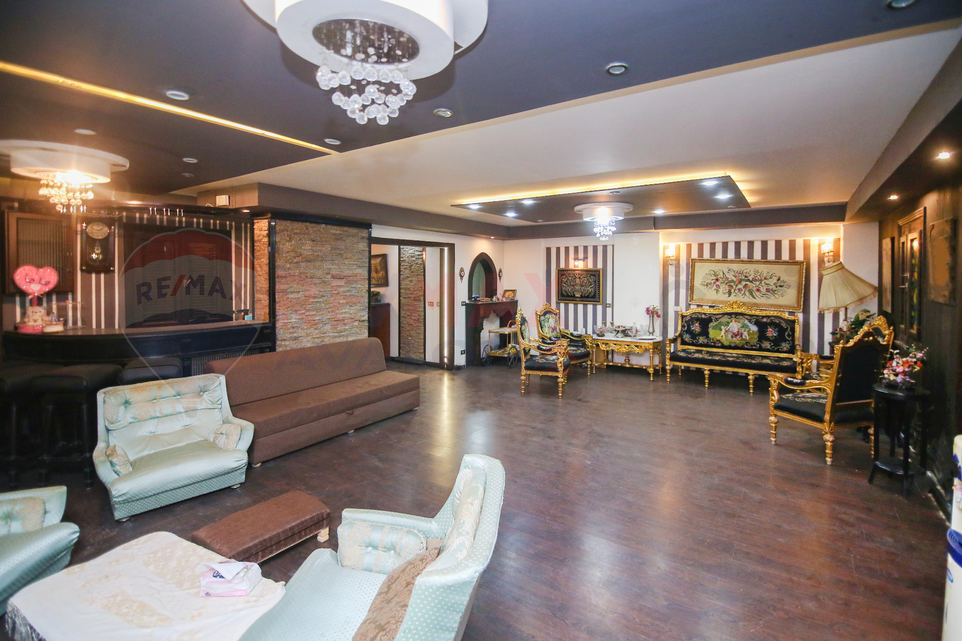 Apartment for sale 195 m Roushdy (directly on the tram)