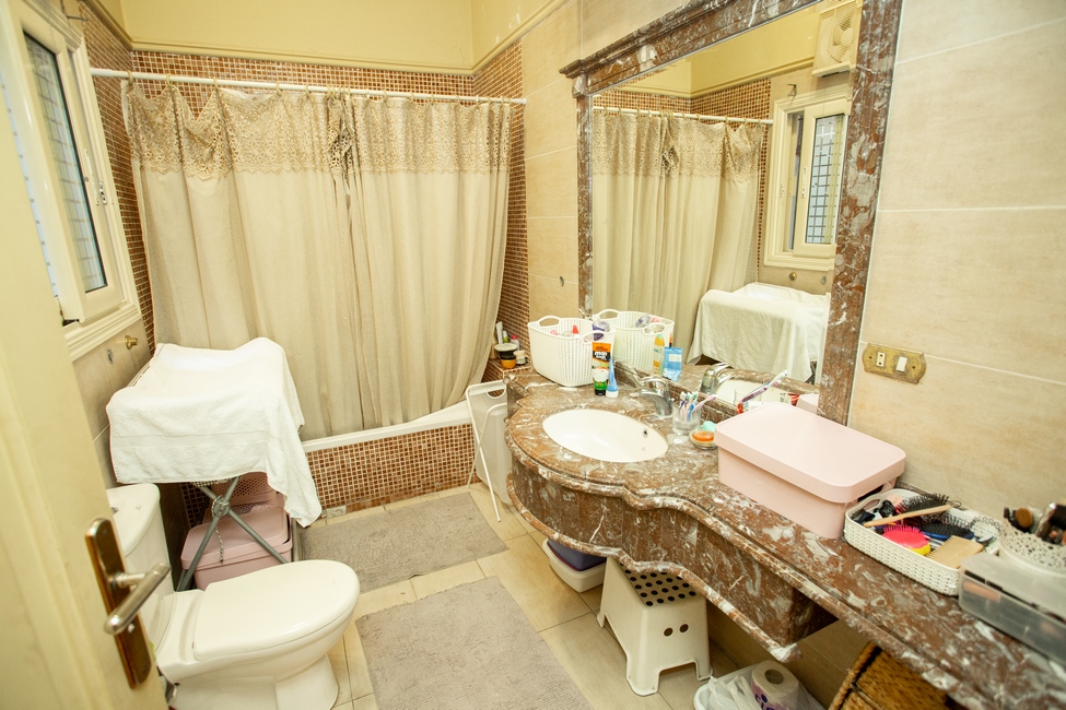 Luxury Apartment For Sale 464m Latin District (Shalallat District)