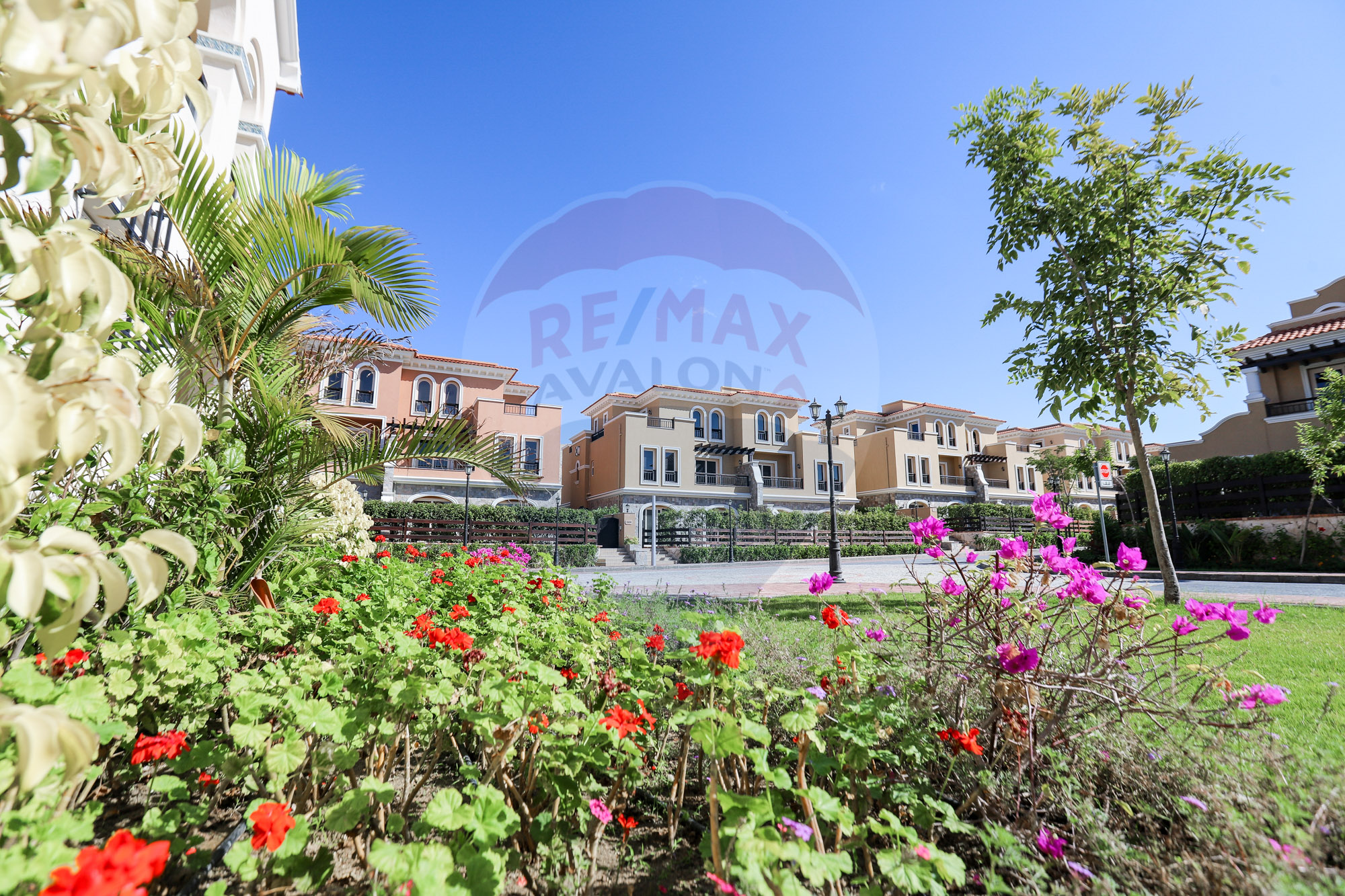 فيلا مستقلة للبيع 418 م بكينج مريوط (كومباوند جوار)