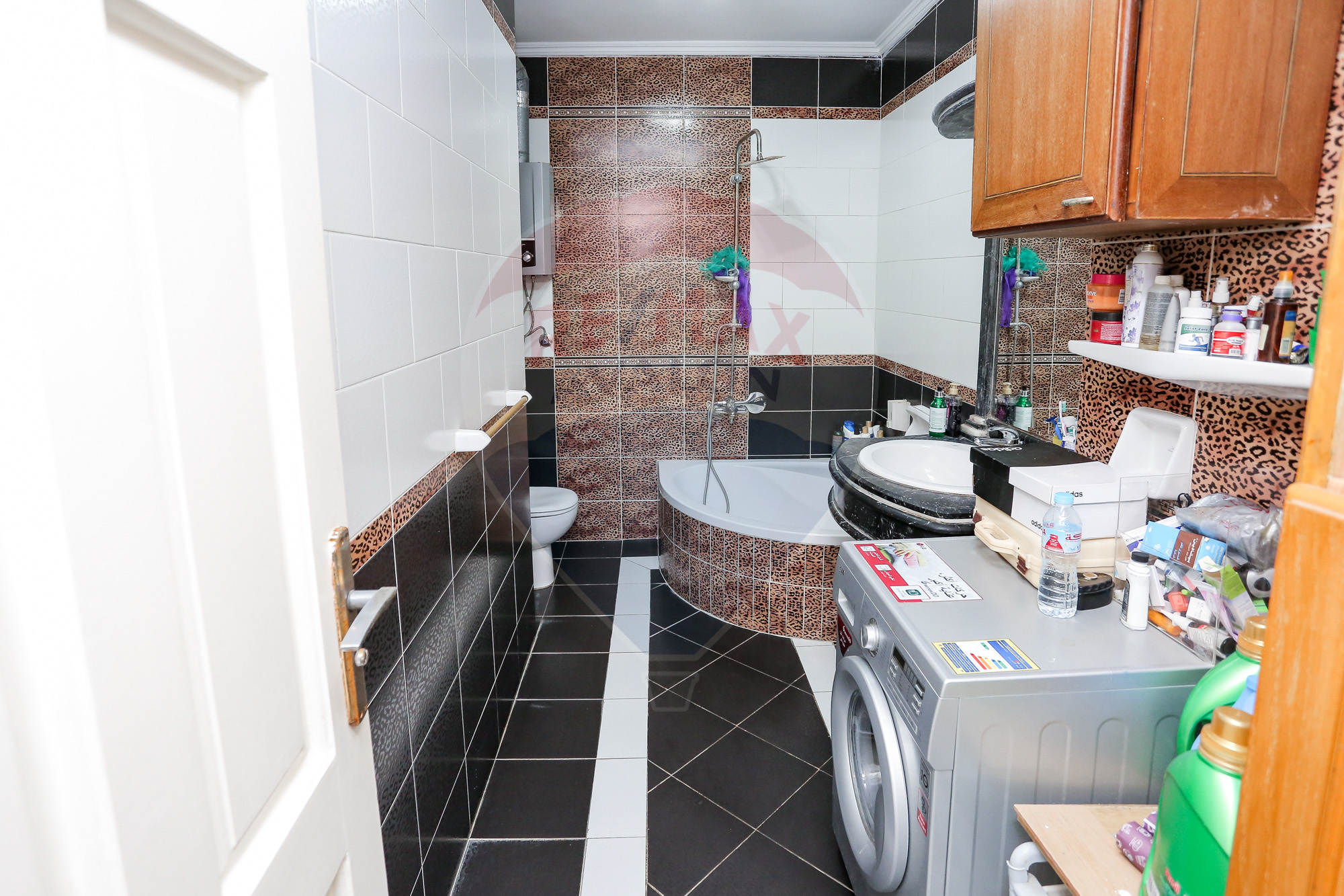 Apartment For Sale 193 m Saba basha (Next to the Russian Embassy )