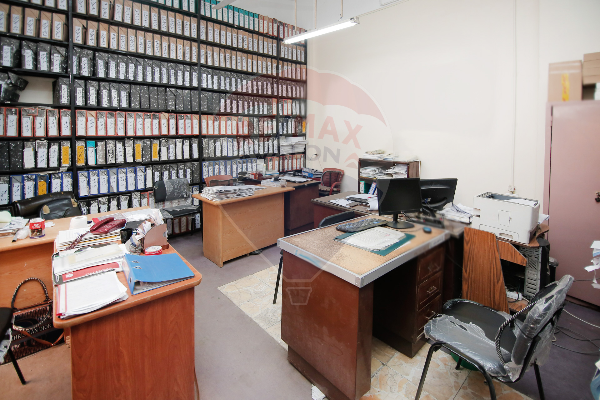 مقر إداري للإيجار 250 م المنتزة (أمام قصر المنتزة)