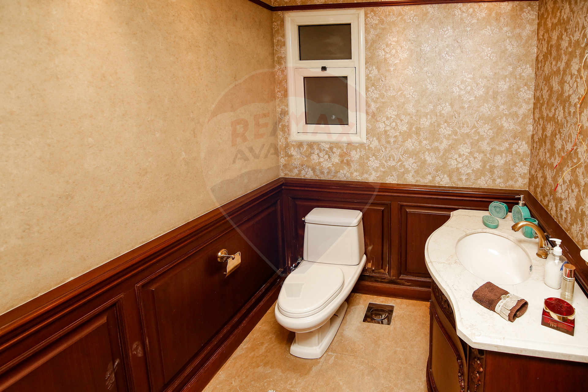 Apartment for sale 365 m Al-Saraya ( directly on the sea )