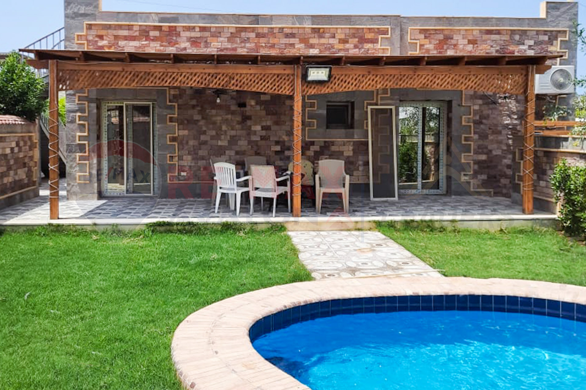Stand-alone villa for sale North coast (Masr Elgededa - Kilometer 77) 400 m
