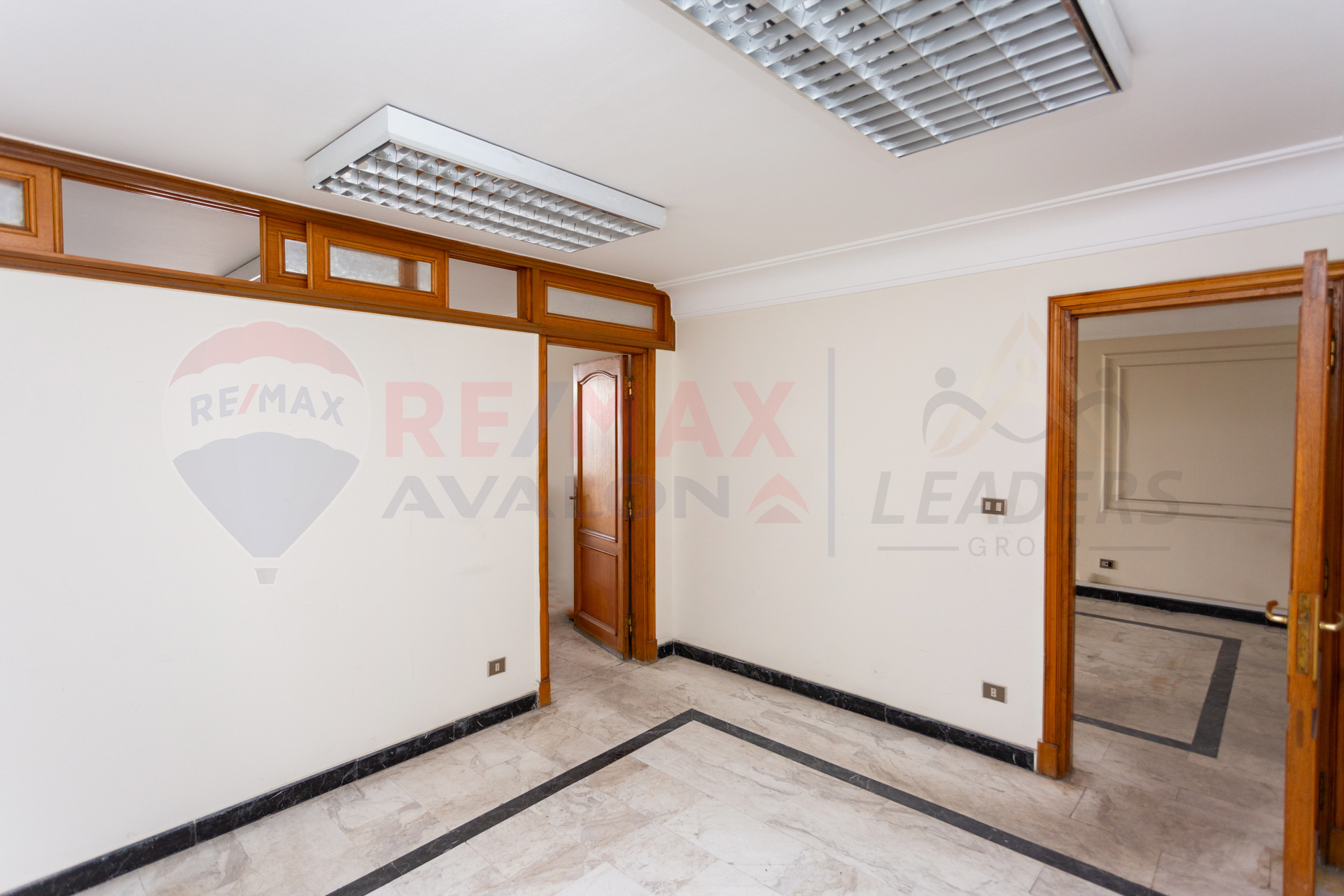 Apartment for sale 280 m Zizinia (directly on the sea)