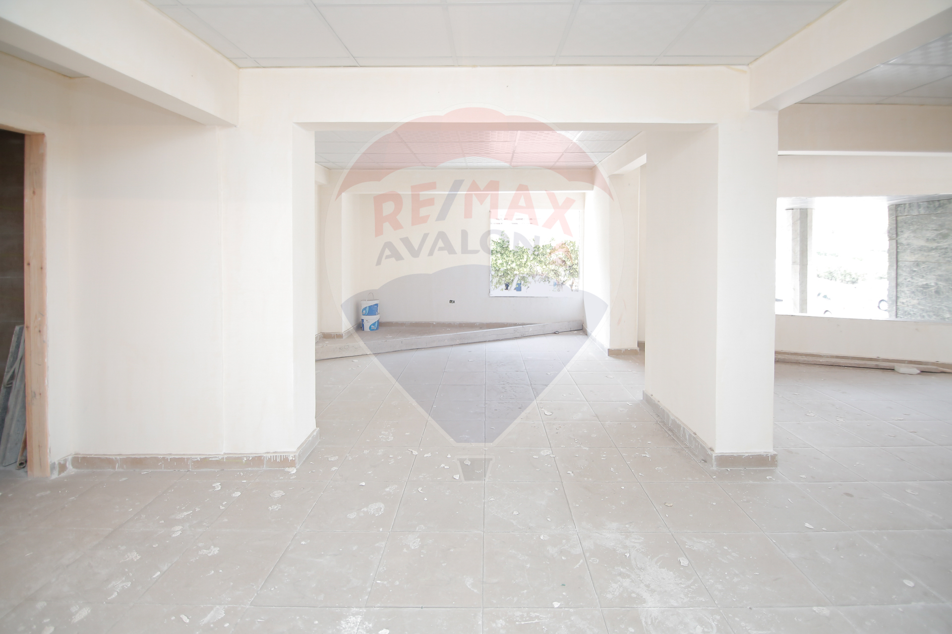 Ground floor store + Mizzane for sale 250 m Kafr Abdo (Steps away from El lenby garden)