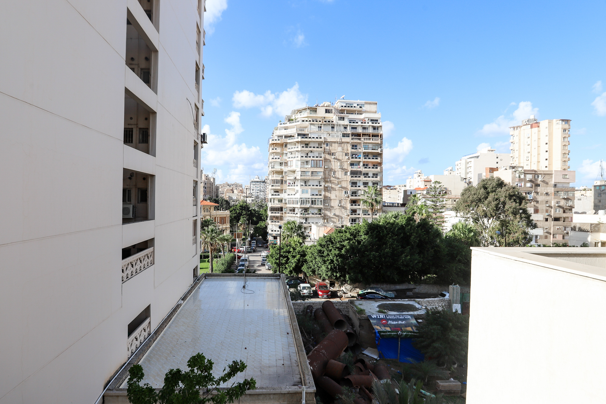 فيلا دوبليكس للبيع 260م كفر عبده  (خطوات المركز الثقافى البريطاني وش كفر عبده الرئيسى)