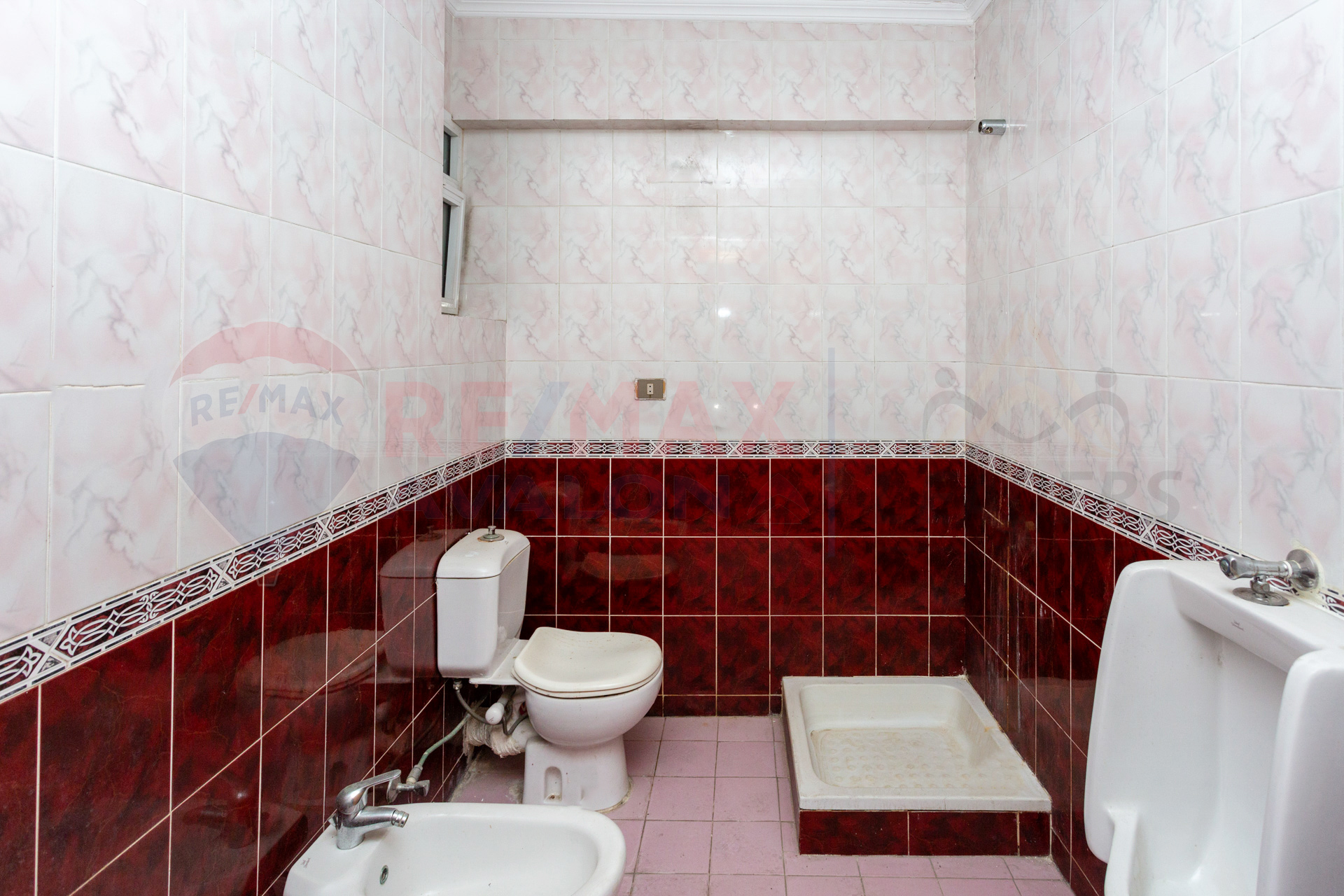 Apartment for sale 280 m Zizinia (directly on the sea)