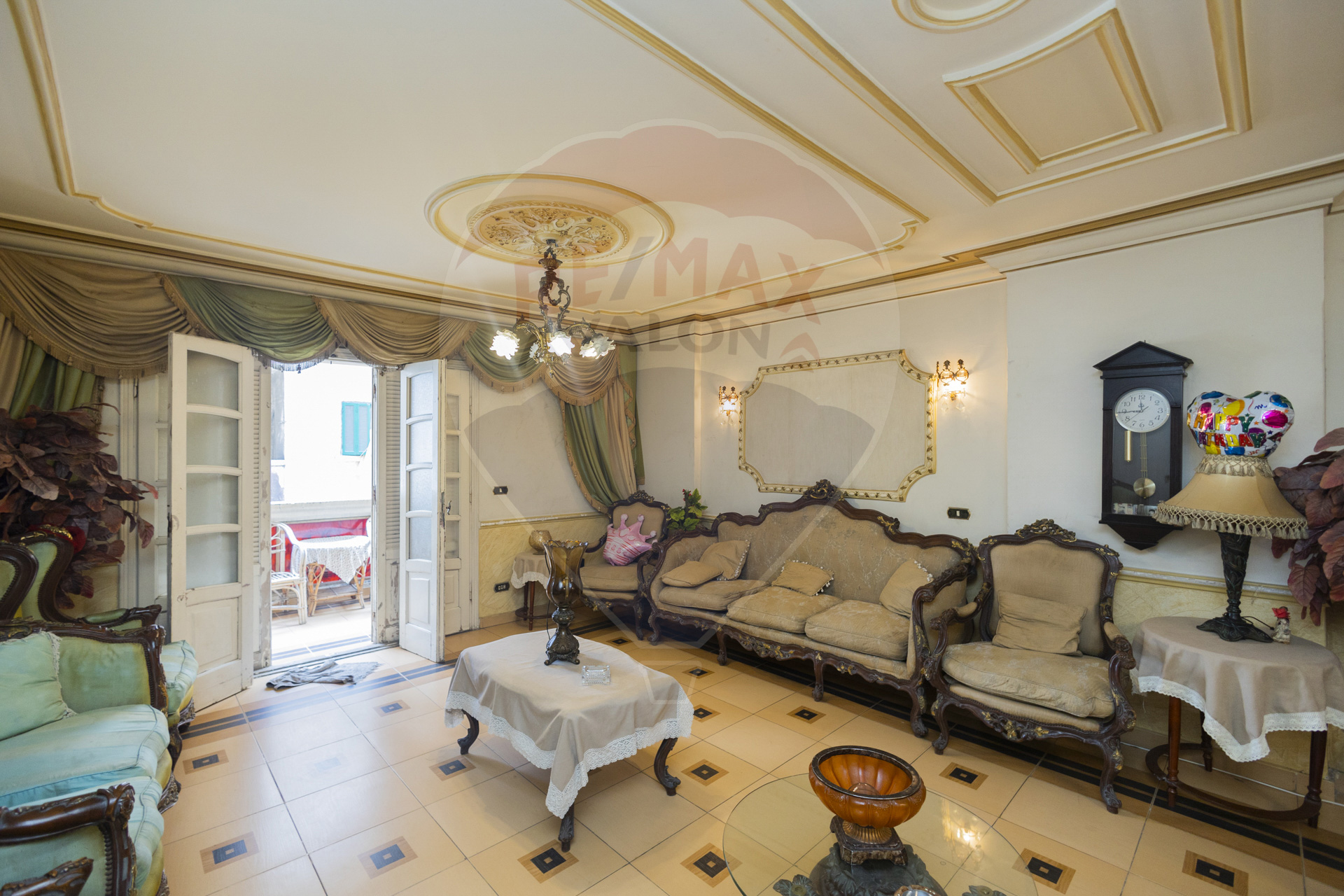 Apartment for sale 185 m Glim (Mahmoud Eldeib St. - Steps from the sea)