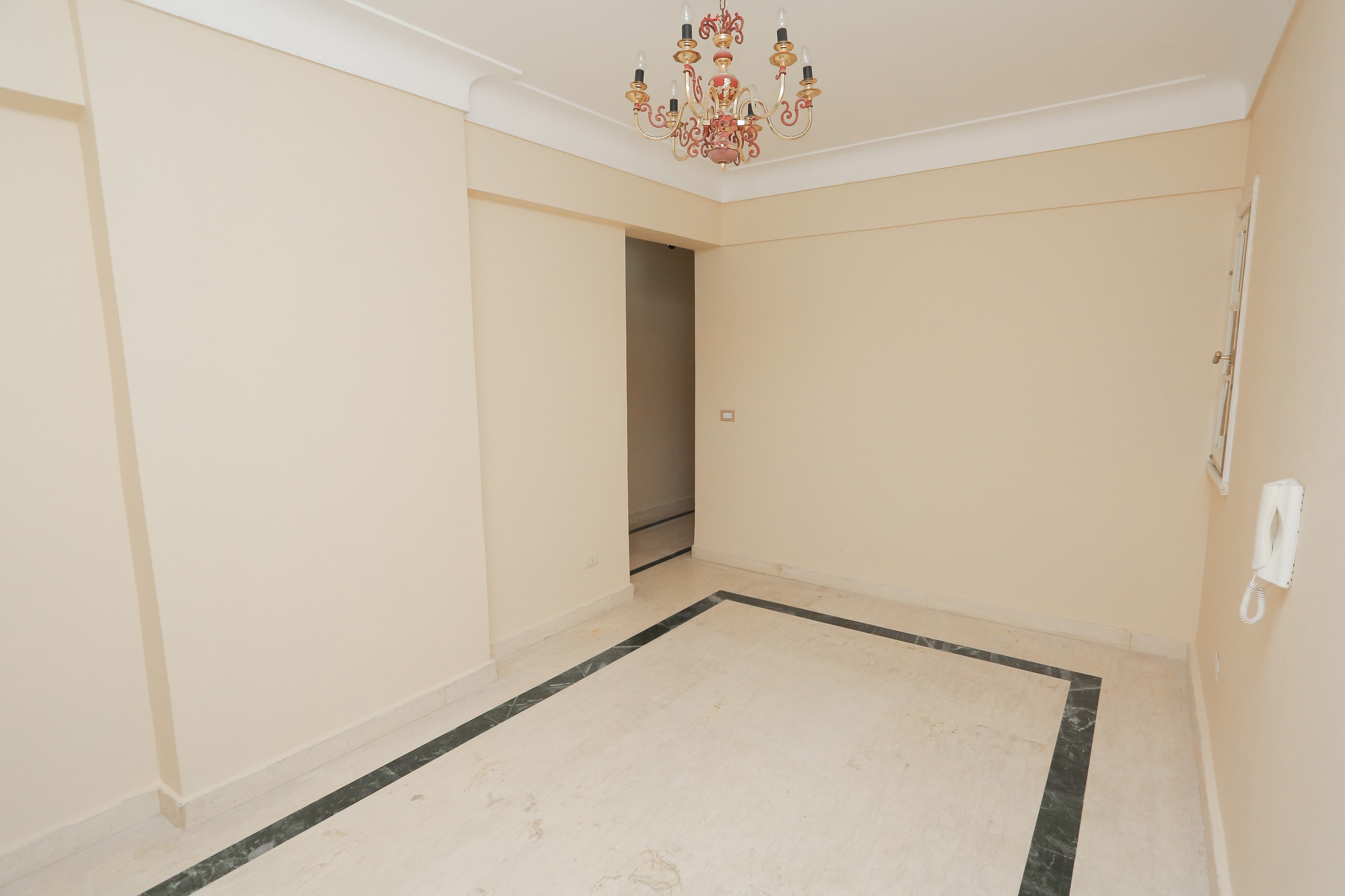 Apartment for Rent 170 Saraya (Korniesh Road)