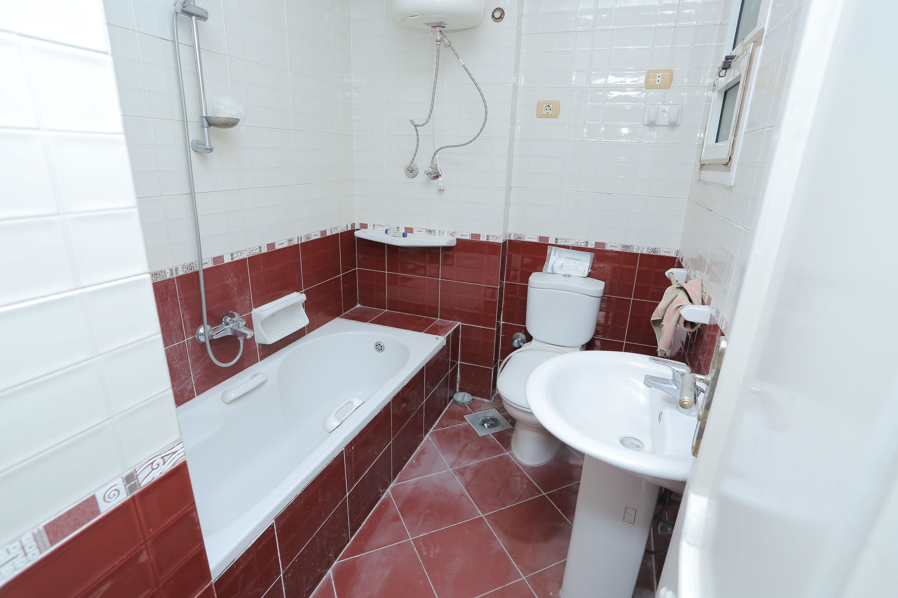 Apartment for Rent 170 Saraya (Korniesh Road)