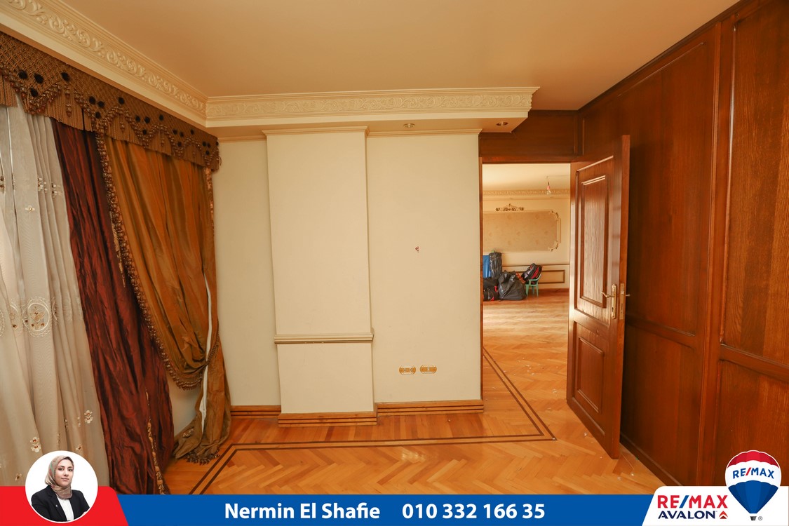 Apartment for sale 295 Smouha (Kamal Eldein Salah St- Villaes area)