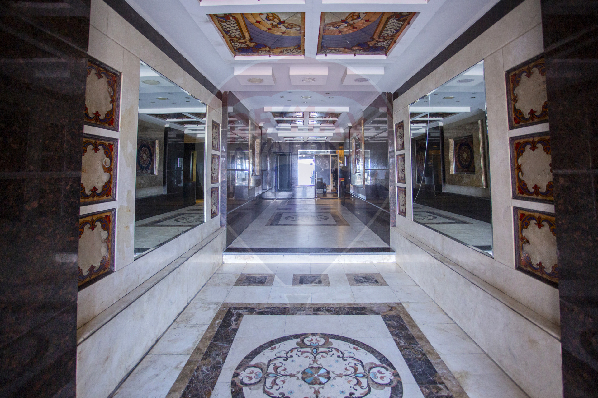 Apartment for sale 100 m Kilopatra (tariq aljaysh)