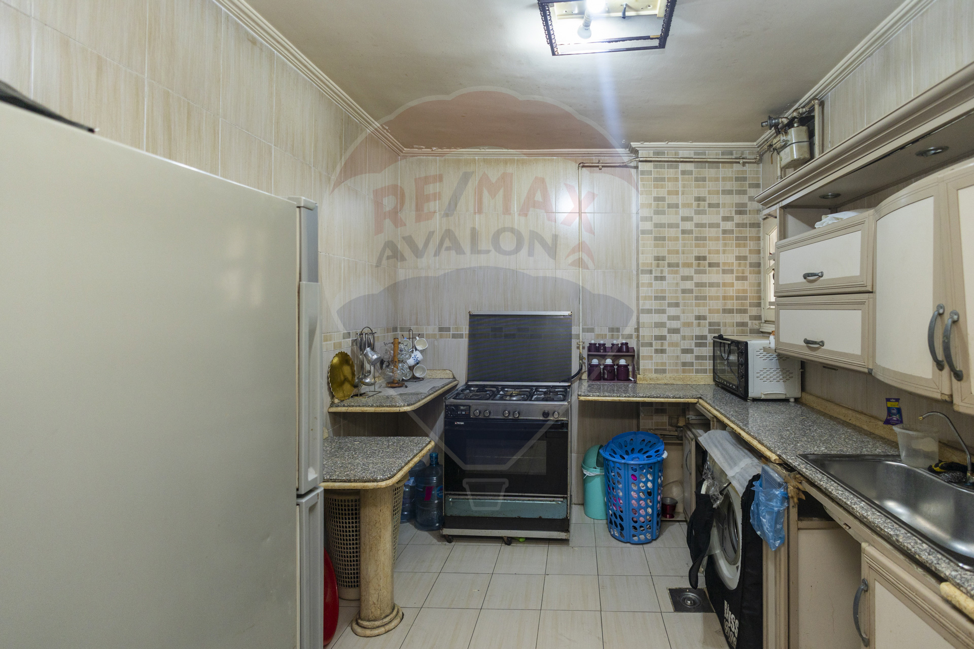 Apartment for sale 185 m Glim (Mahmoud Eldeib St. - Steps from the sea)