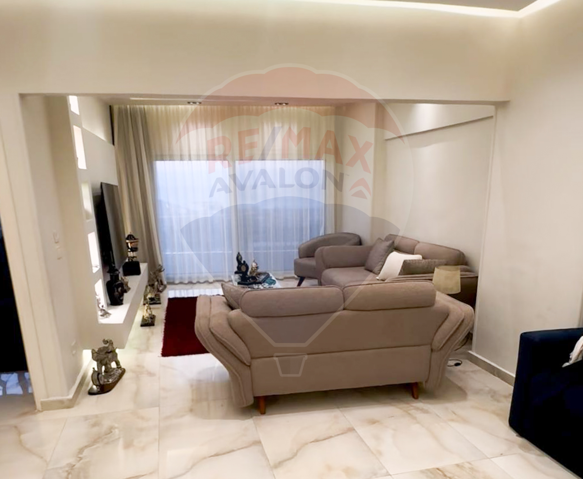Apartment for sale 180 m Gleem (Directly on the sea)