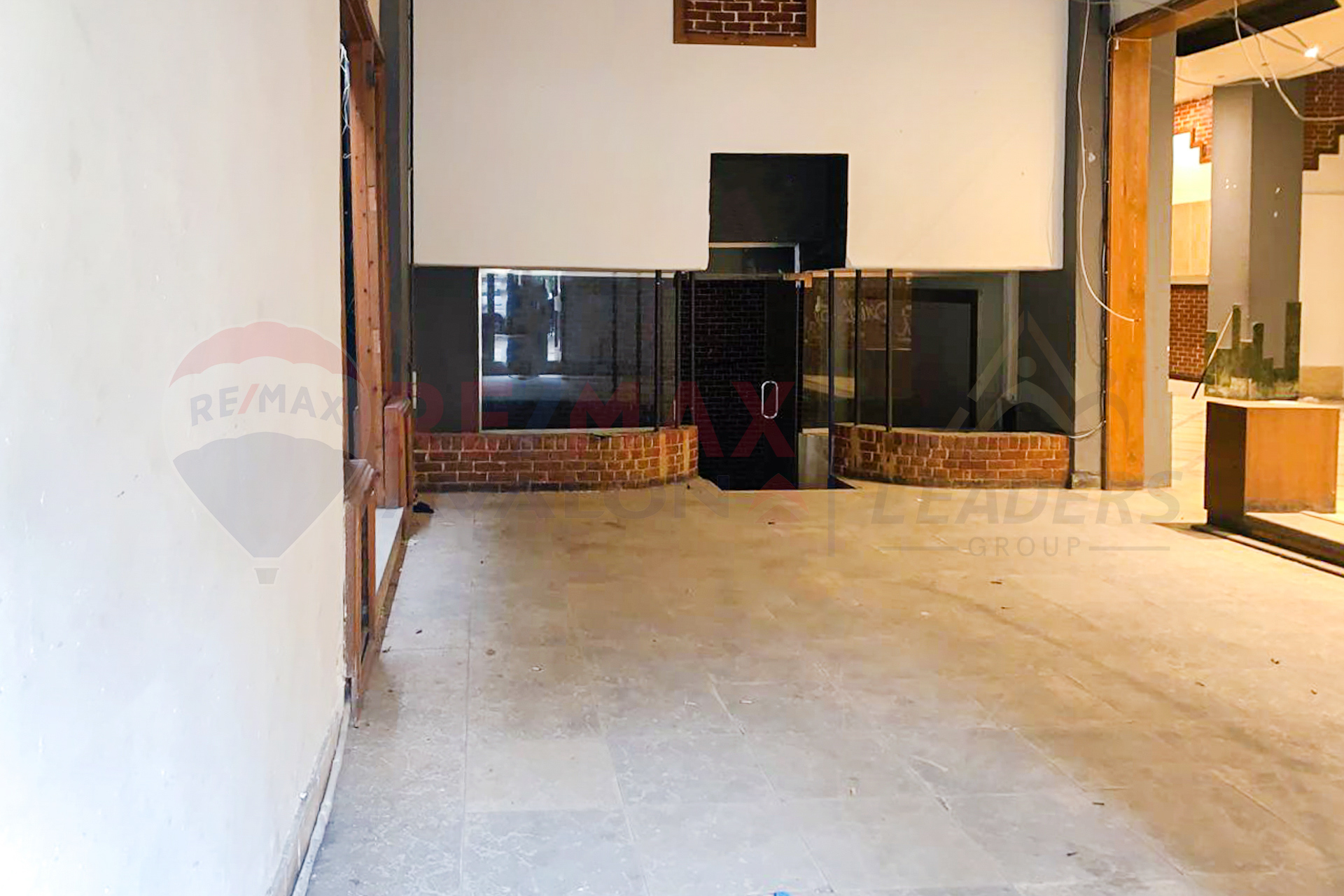 Shop for rent 330 m Smouha (Ismail Serry St.)