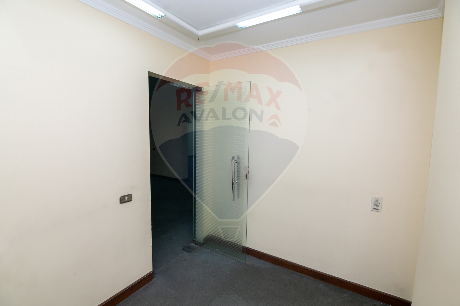 Administrative Apartment for Rent 370 m Smouha (Fawzi Moaaz St)
