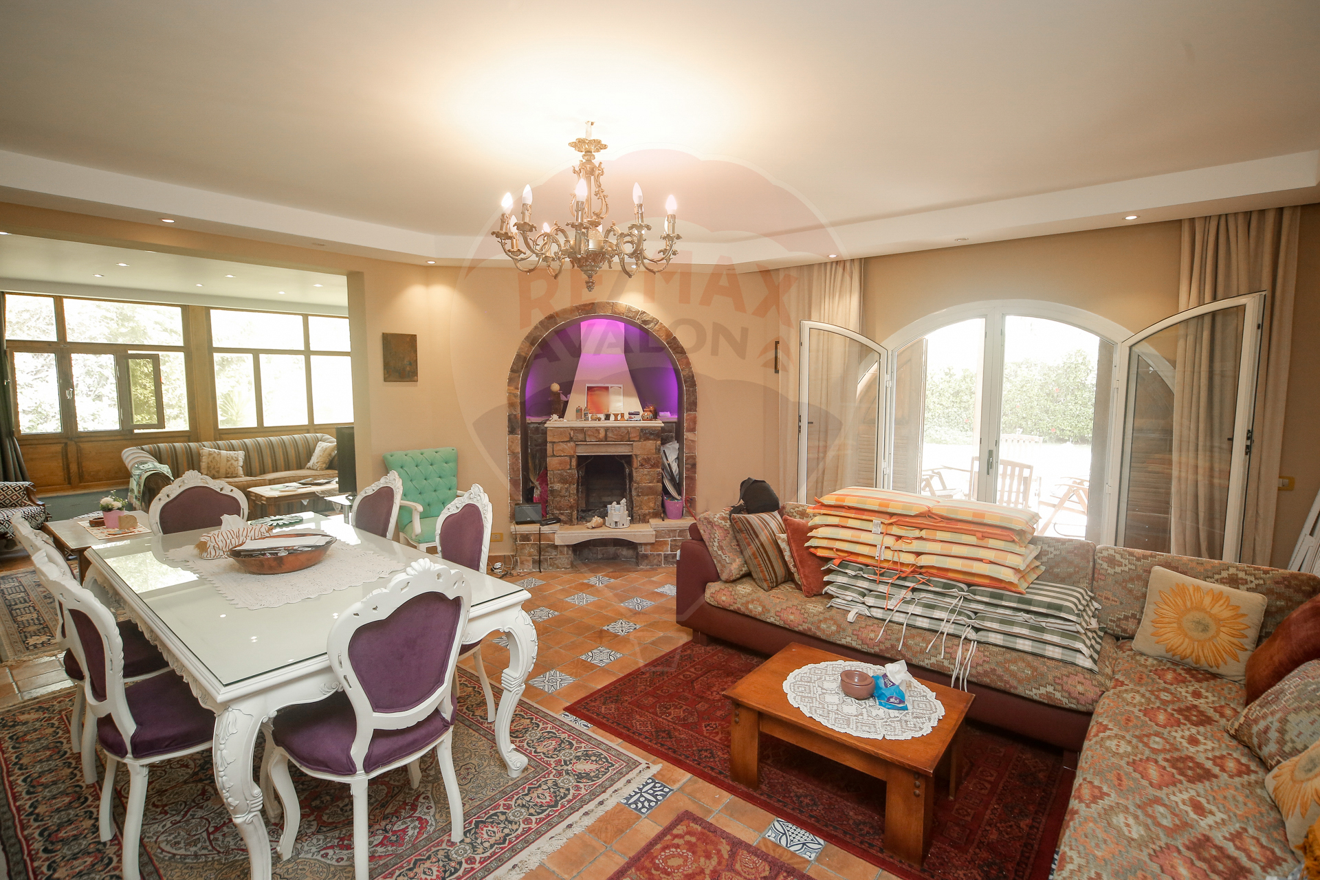 villa for sale North Coast (Costa del Sol village)635m