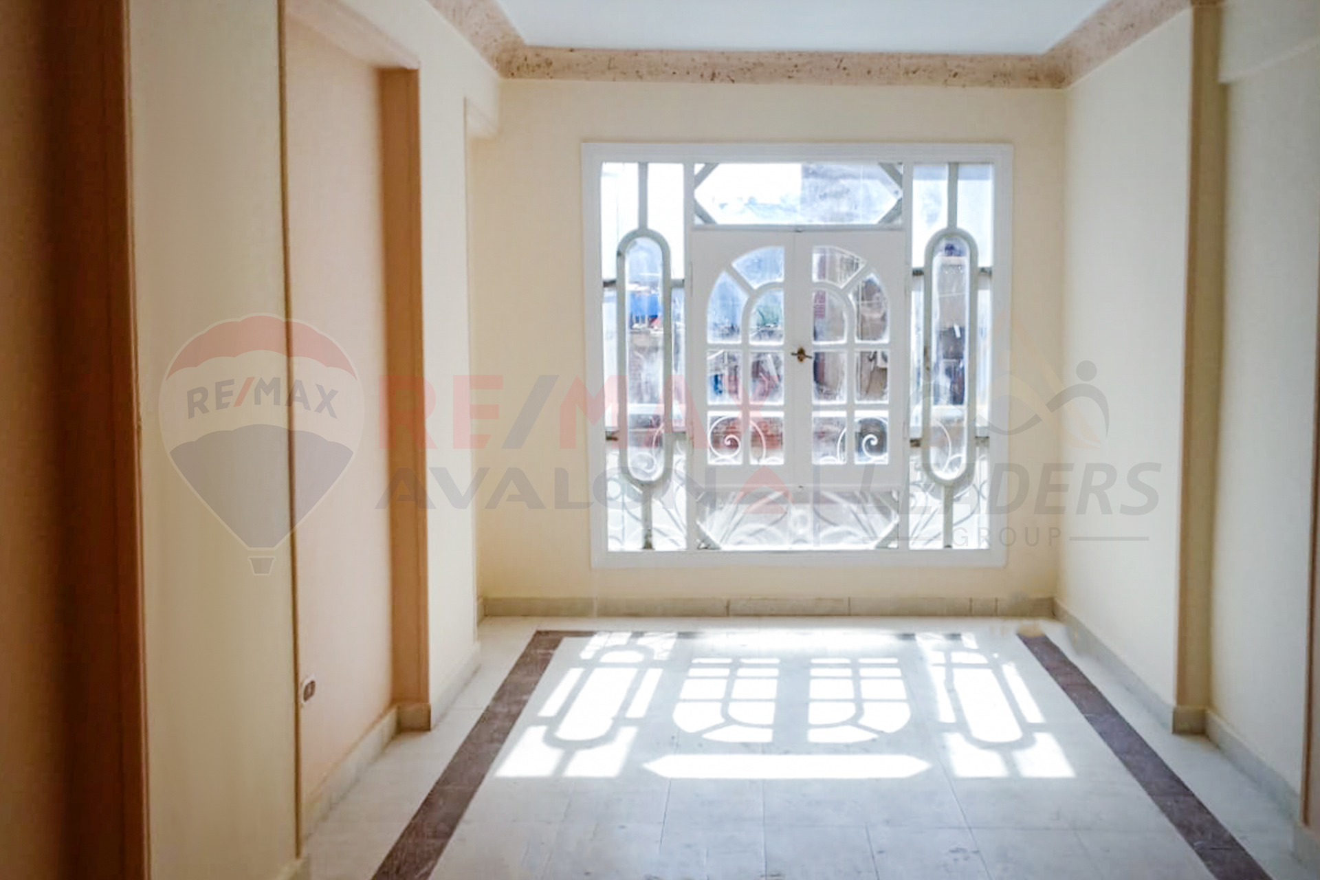 Apartment for rent 115 m in Azarita (steps from the colleges)
